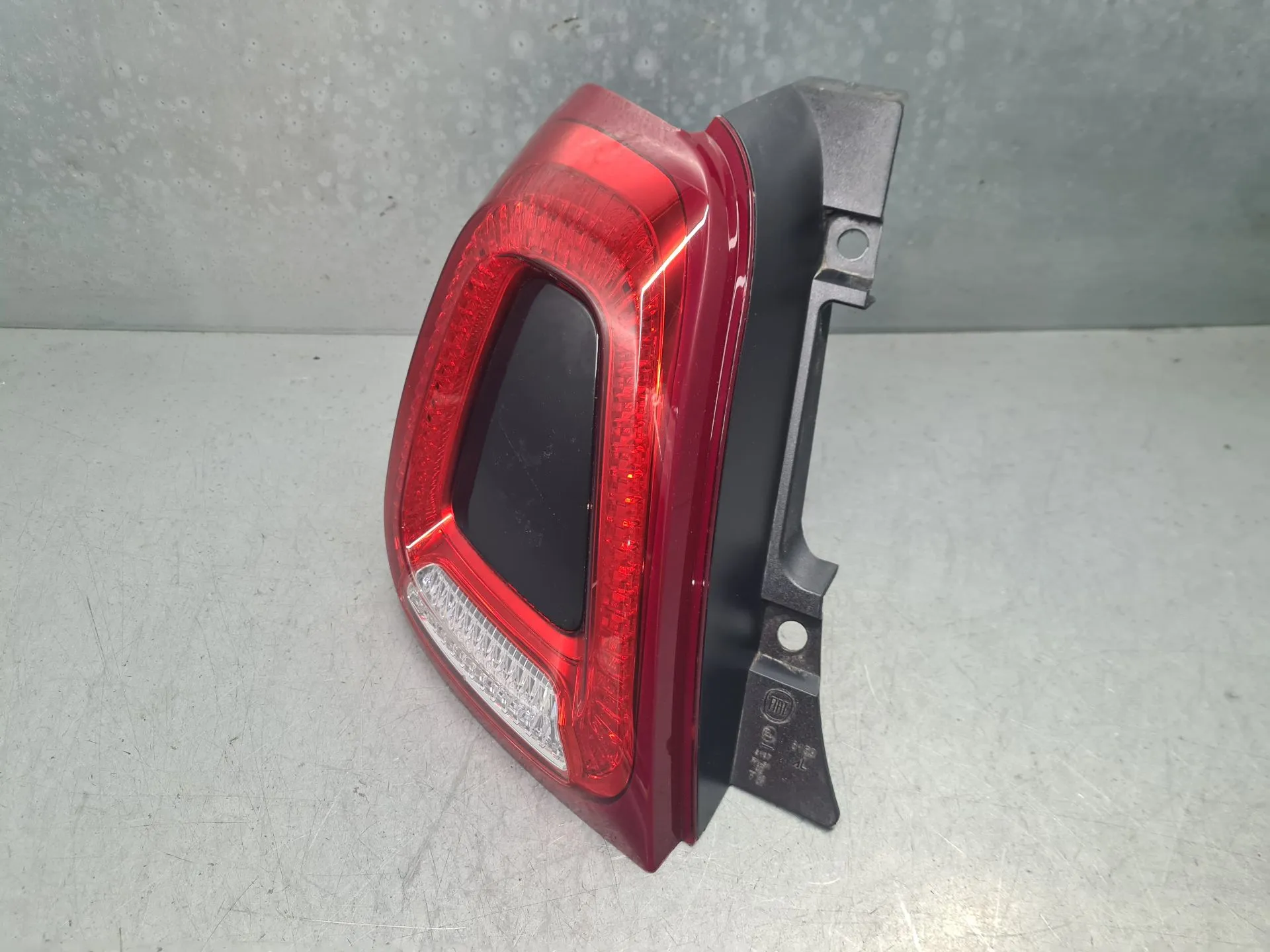 Left Tail light FIAT 500 C (312_) Imagem-2