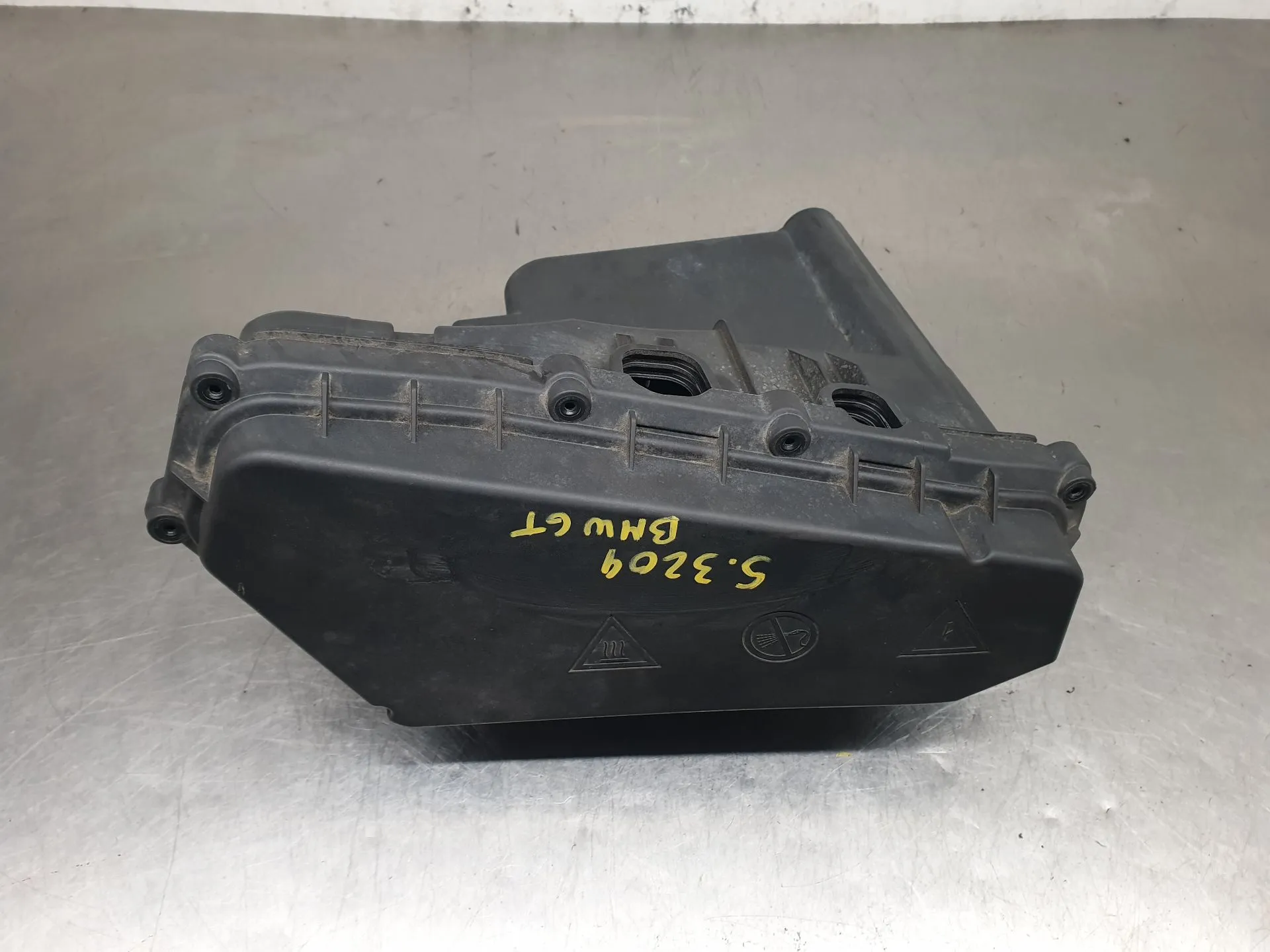 Involúcro / Carcaça dos Fusíveis BMW 3 Gran Turismo (F34)