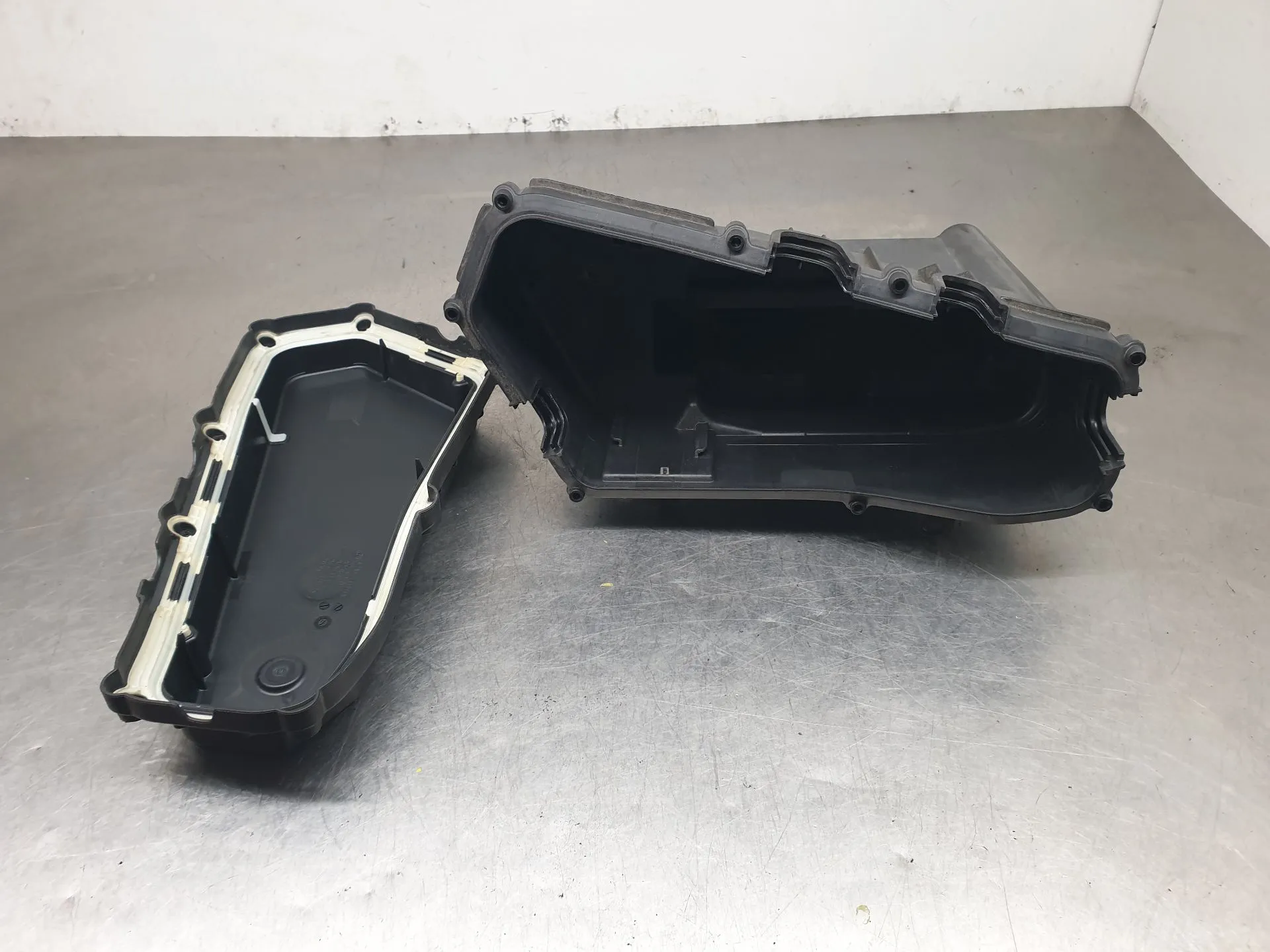 Involúcro / Carcaça dos Fusíveis BMW 3 Gran Turismo (F34) Imagem-4