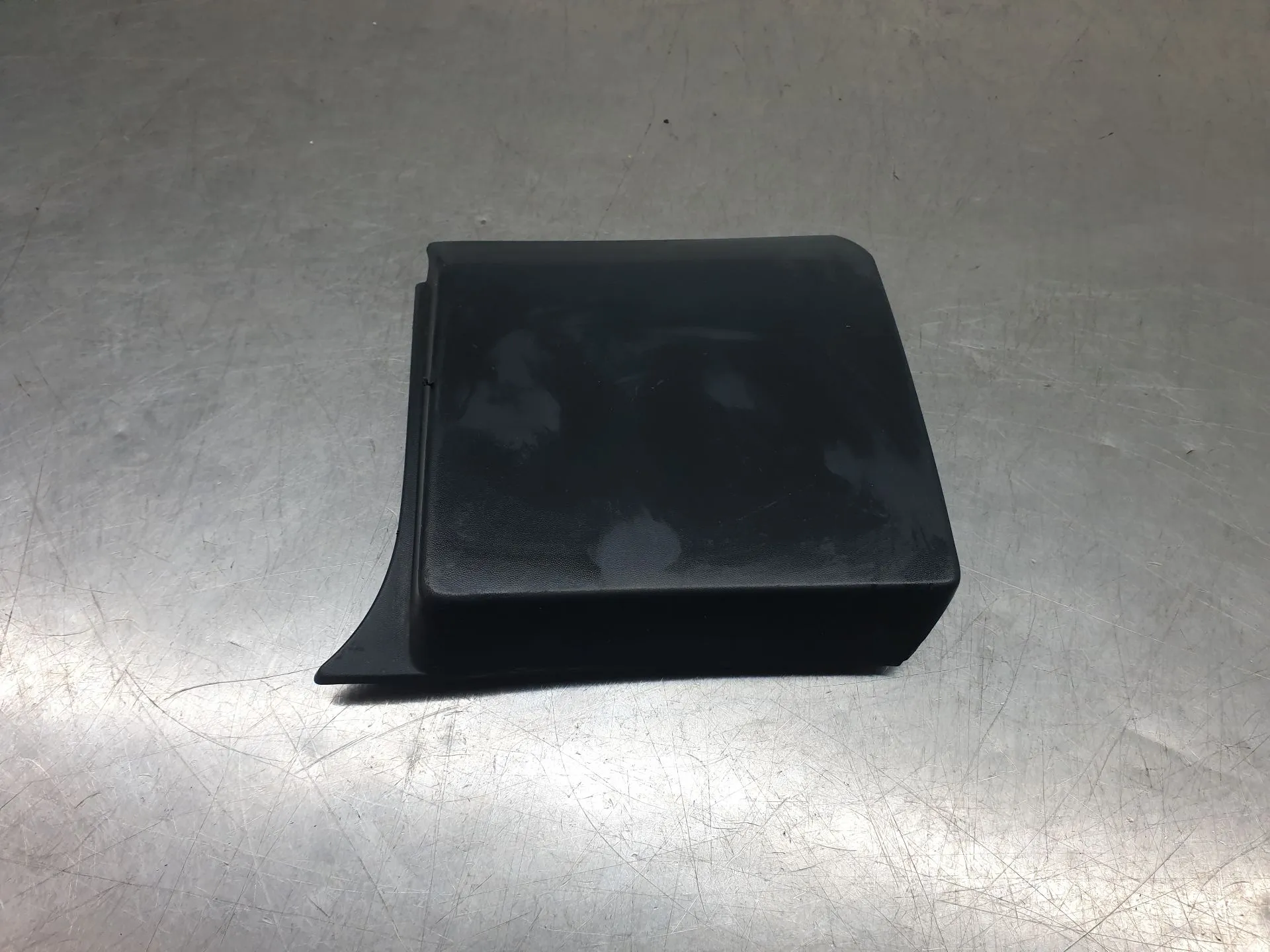 Modanatura pannello sinistro RENAULT Trafic III (FG_)