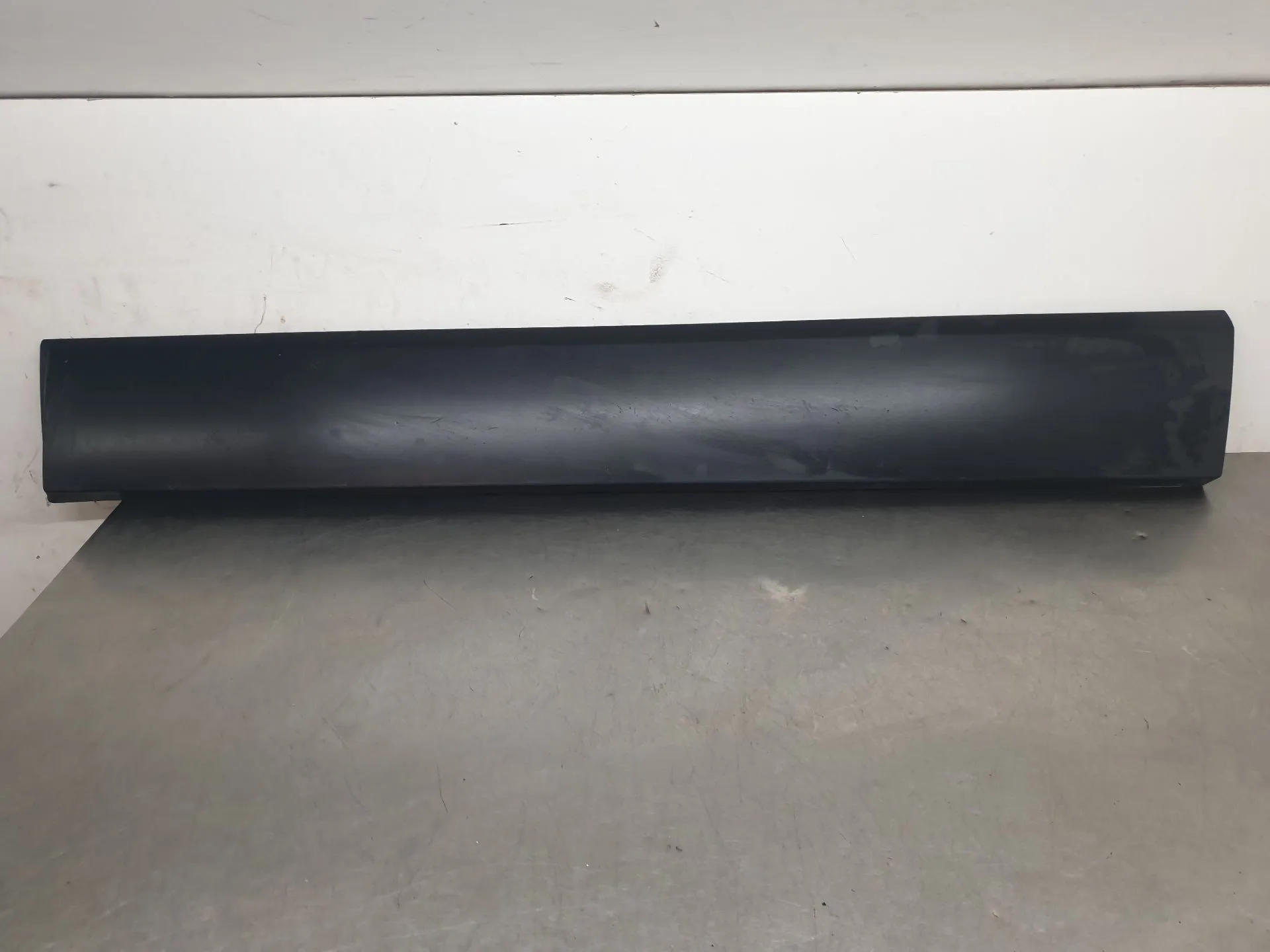 Friso da porta trás esquerdo RENAULT Trafic III (FG_)