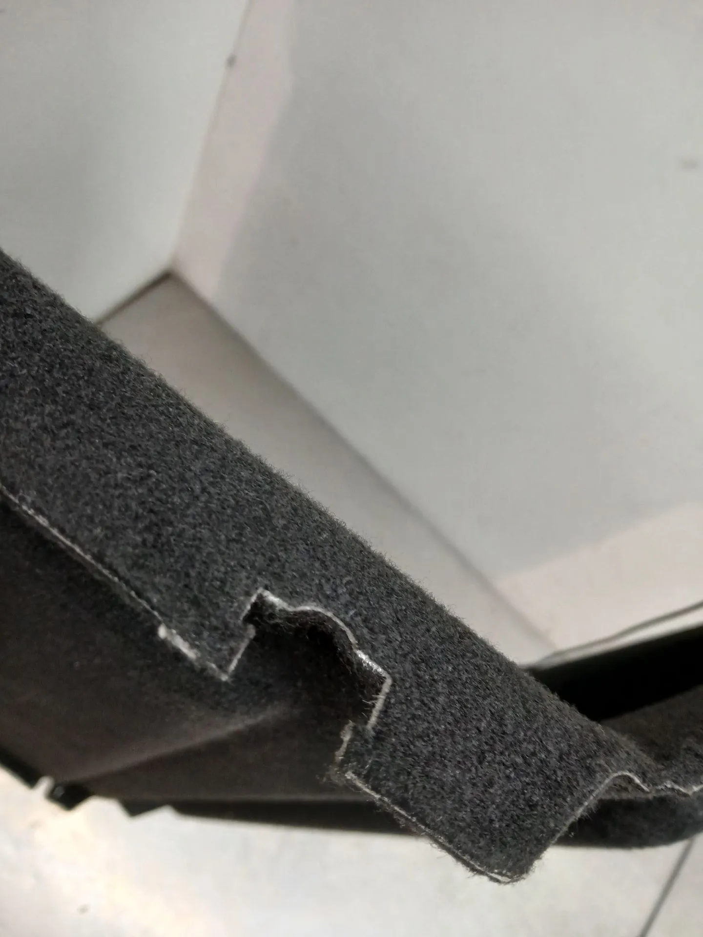 Rear Parcel shelf / trunk cover DACIA Duster (HM_) Imagem-3