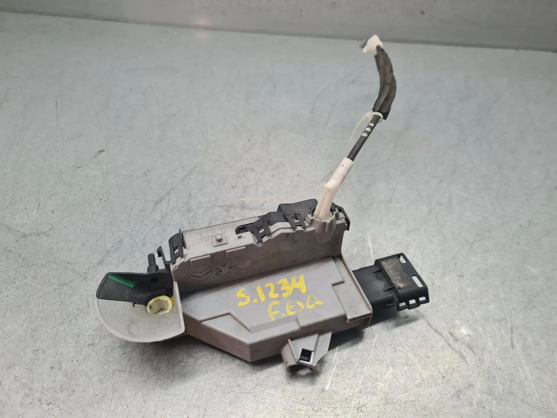 Fechadura / fecho porta frente esquerdo PEUGEOT RCZ