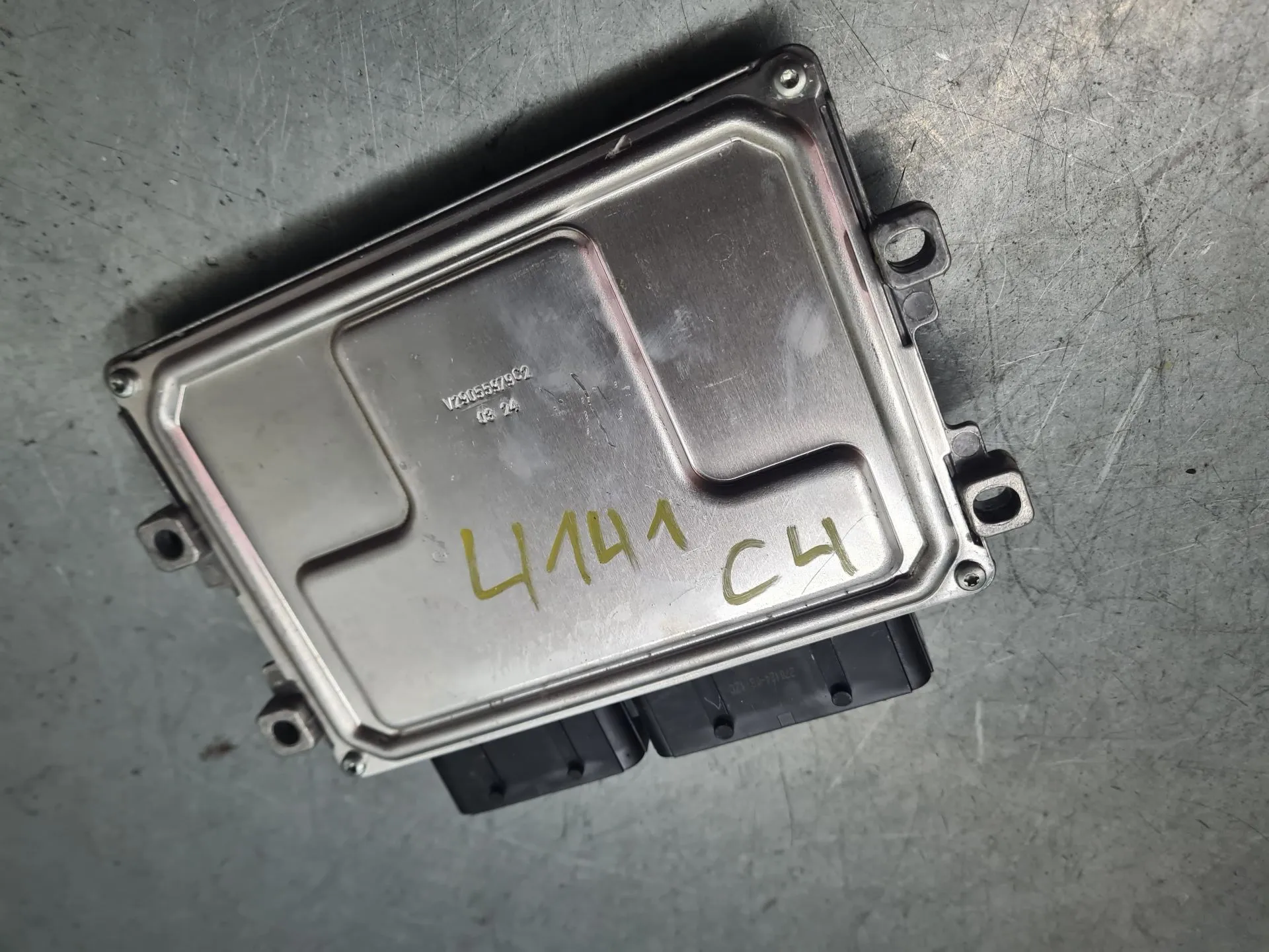 Centralina motor / ECU CITROËN C4 III Imagem-1