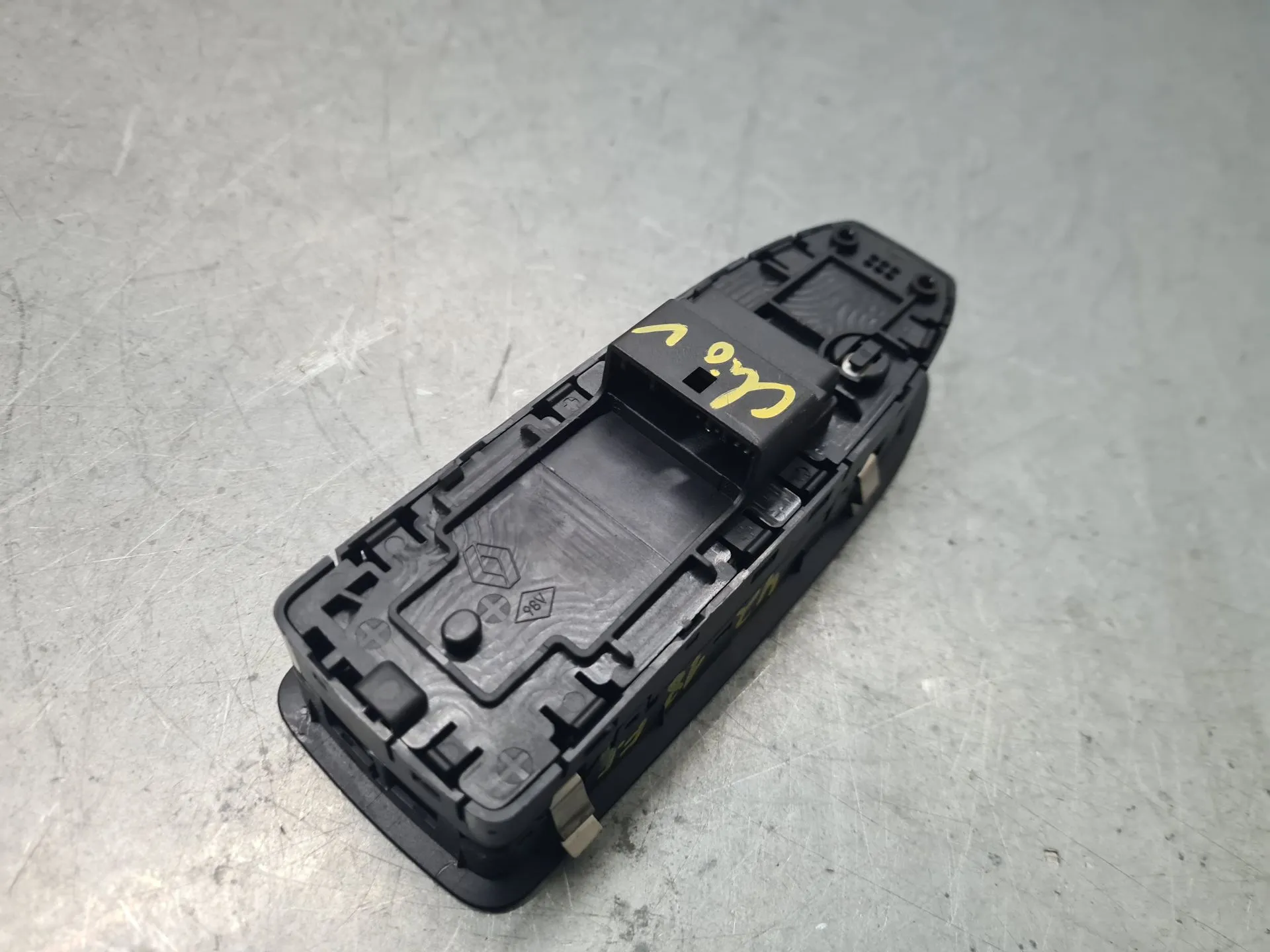 Comando / interruttore alzacristallo anteriore sinistro RENAULT Clio V (BF_) Imagem-3