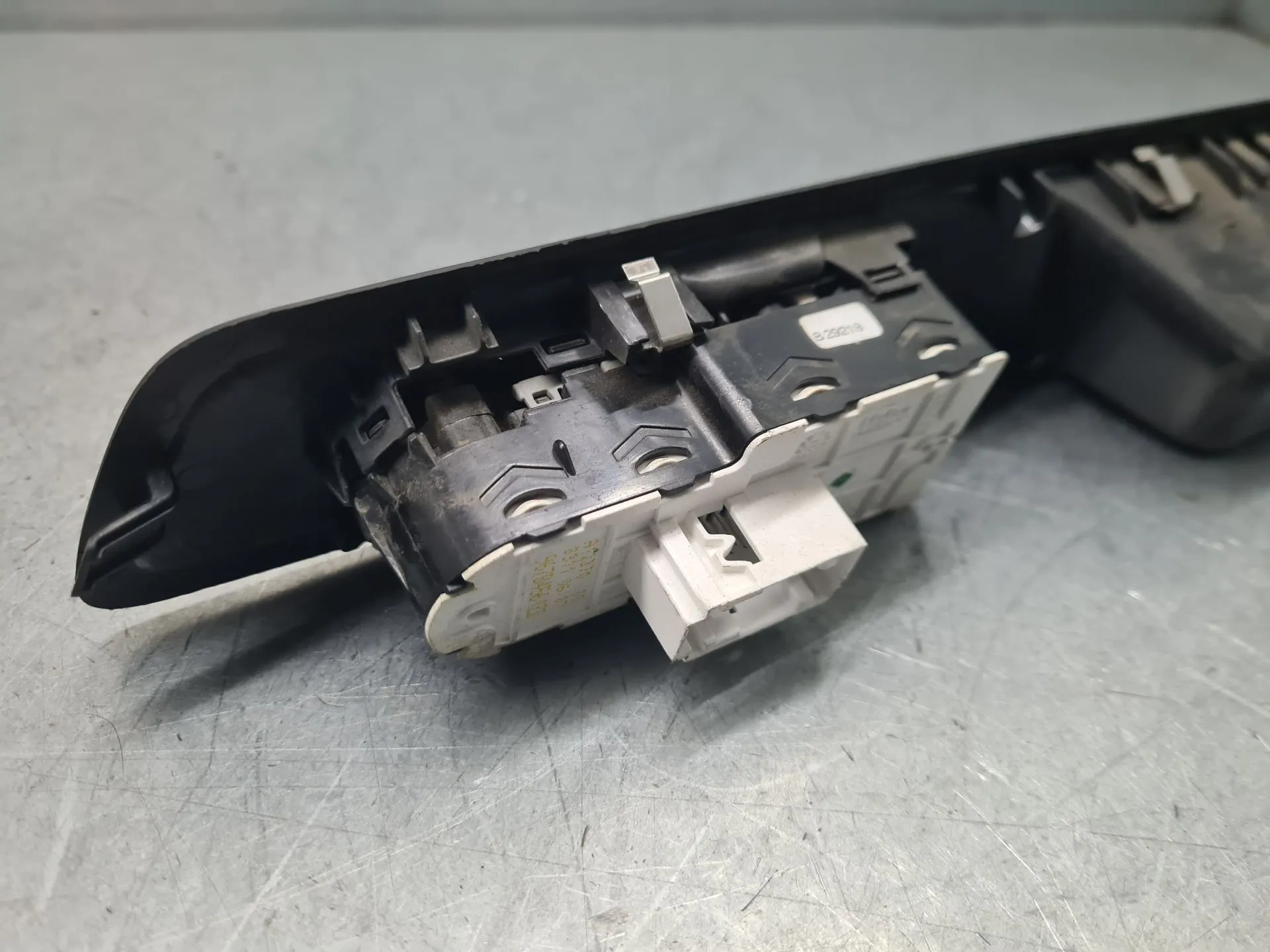 Commande / interrupteur lève-vitre Avant gauche PEUGEOT Expert Imagem-2