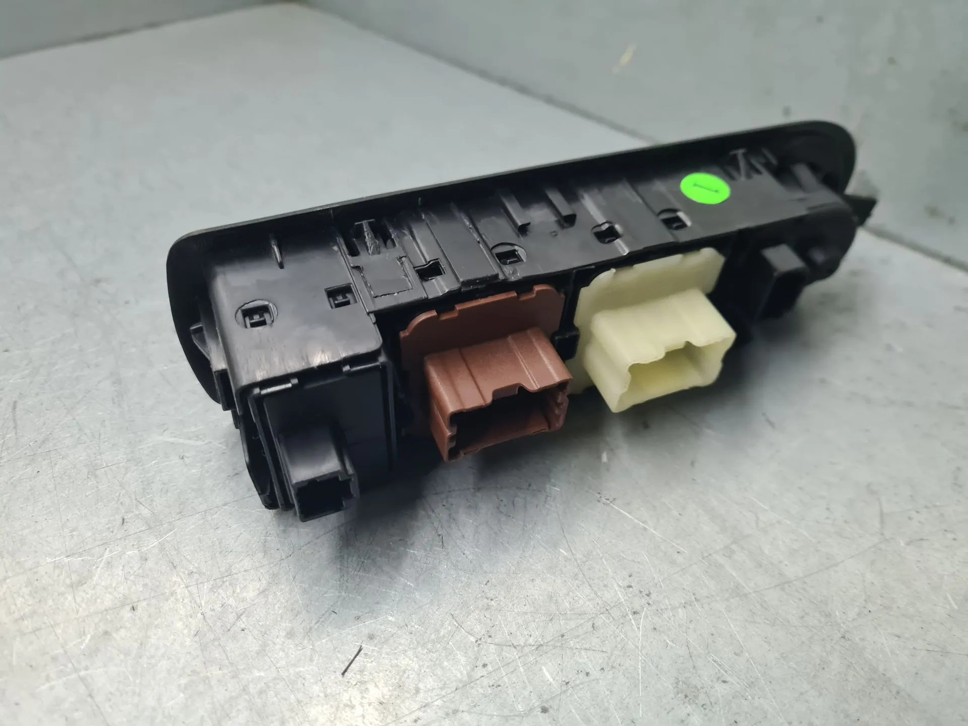 Mando / interruptor elevalunas delantero izquierdo RENAULT Captur (J5_) Imagem-1