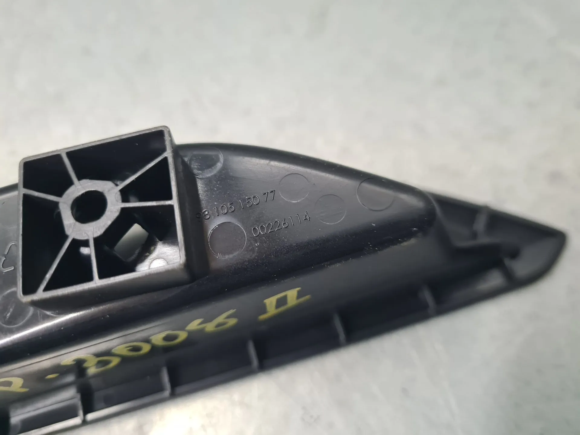 Comando / interruttore alzacristallo posteriore destro PEUGEOT 3008 II (M_) Imagem-4