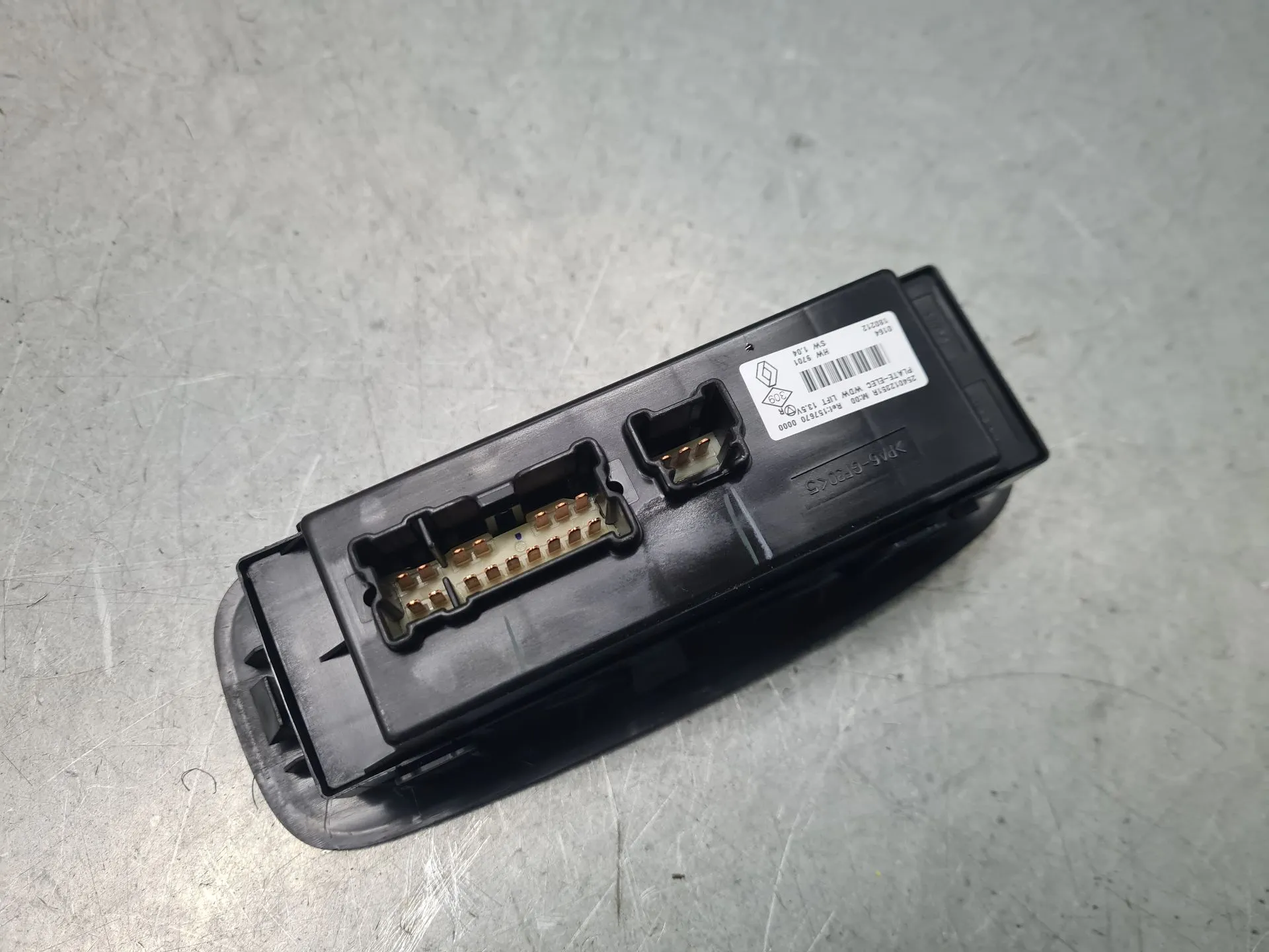 Comando / interruttore alzacristallo anteriore sinistro RENAULT Kadjar (HA_, HL_) Imagem-4