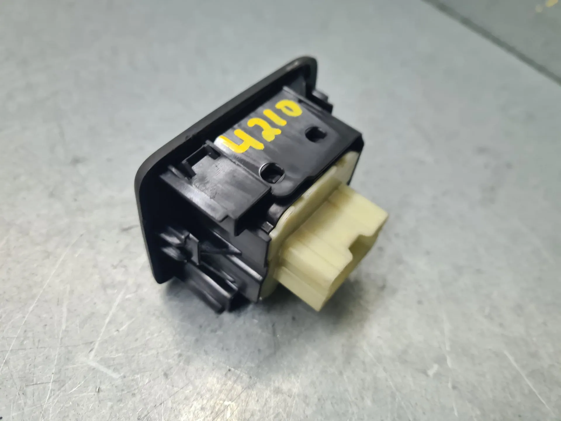 Comando / interruttore alzacristallo anteriore sinistro RENAULT Trafic III (FG_) Imagem-1