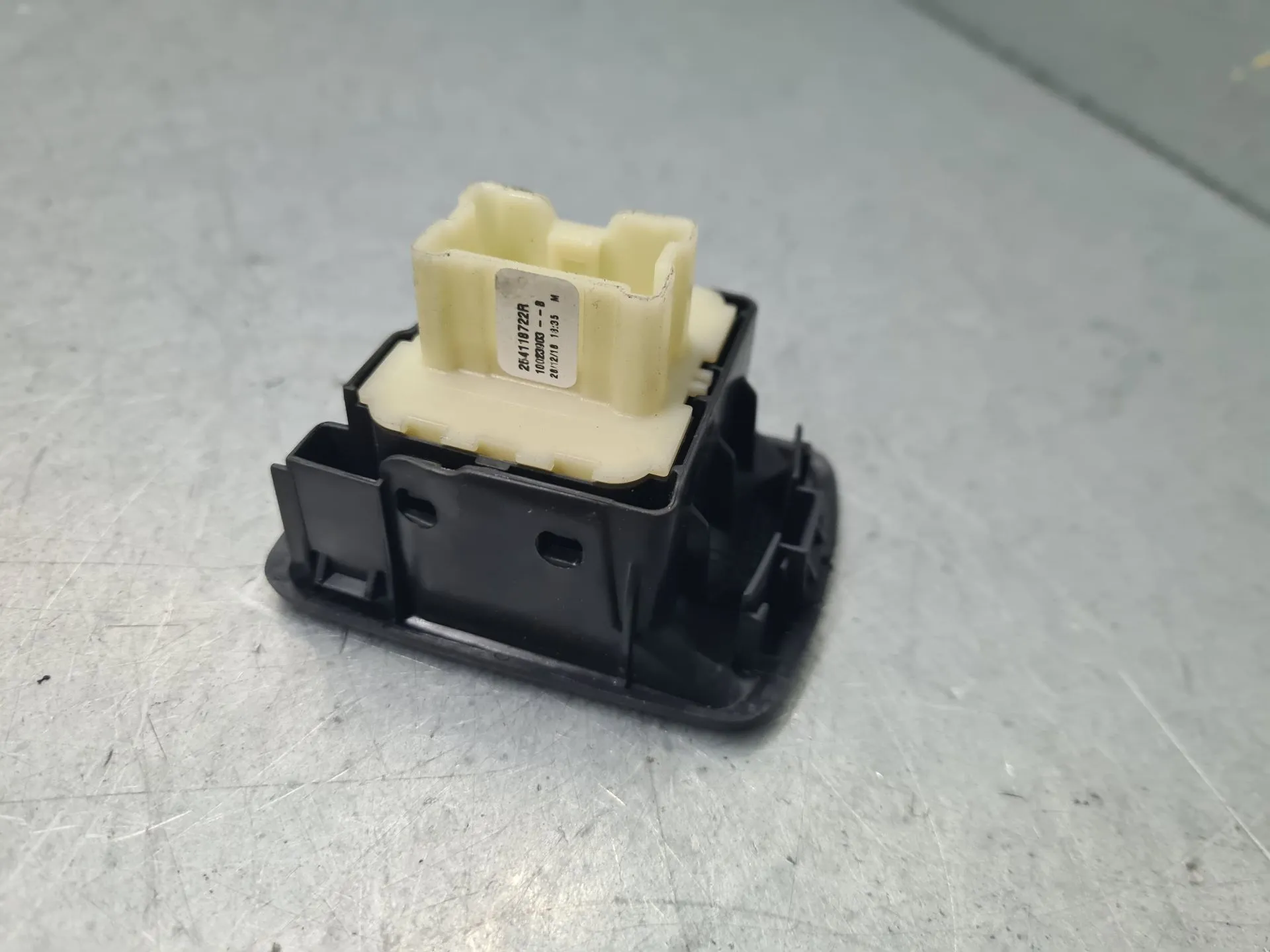 Comando / interruttore alzacristallo anteriore sinistro RENAULT Trafic III (FG_) Imagem-2