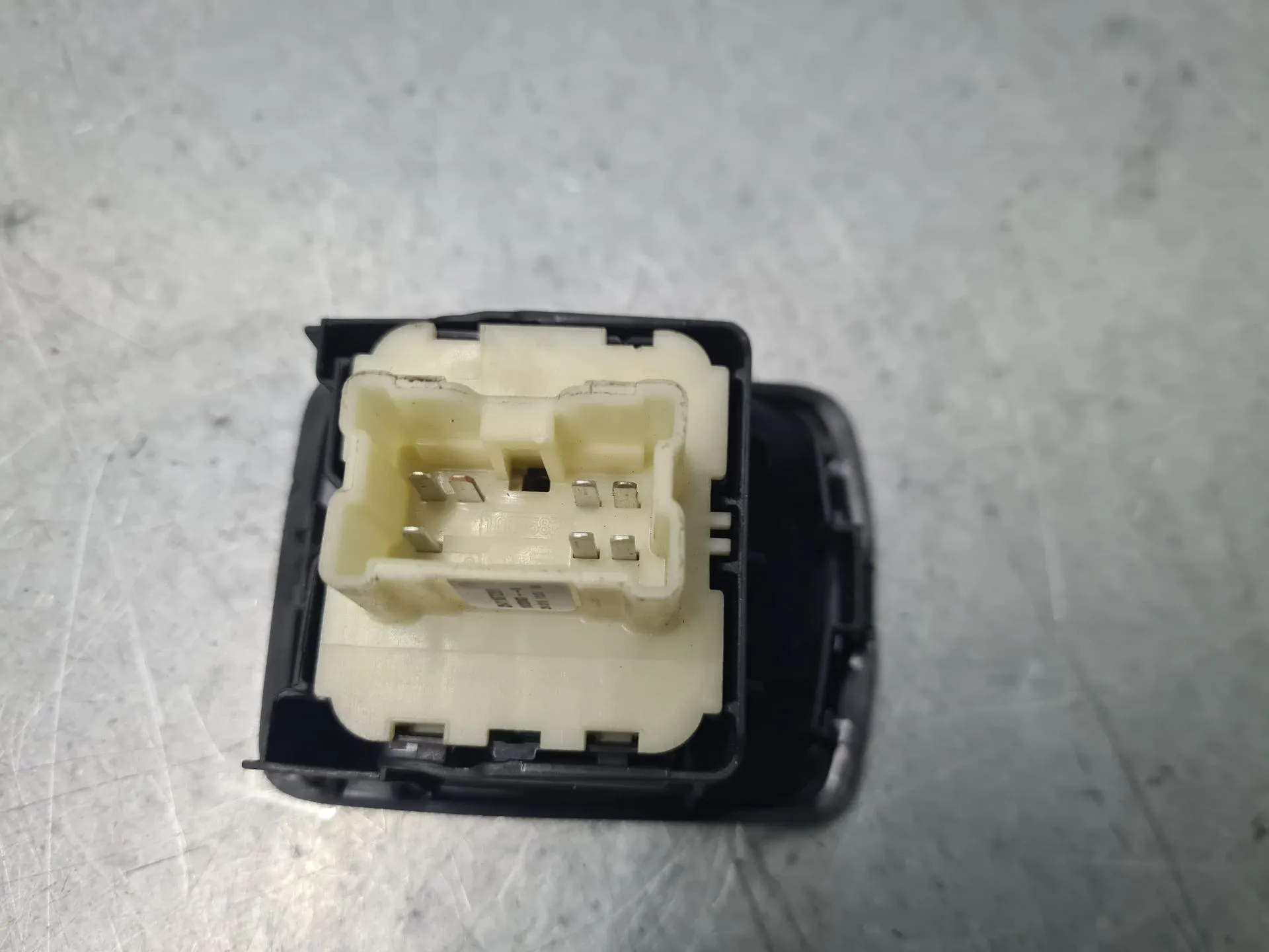 Comando / interruttore alzacristallo anteriore sinistro RENAULT Trafic III (FG_) Imagem-3