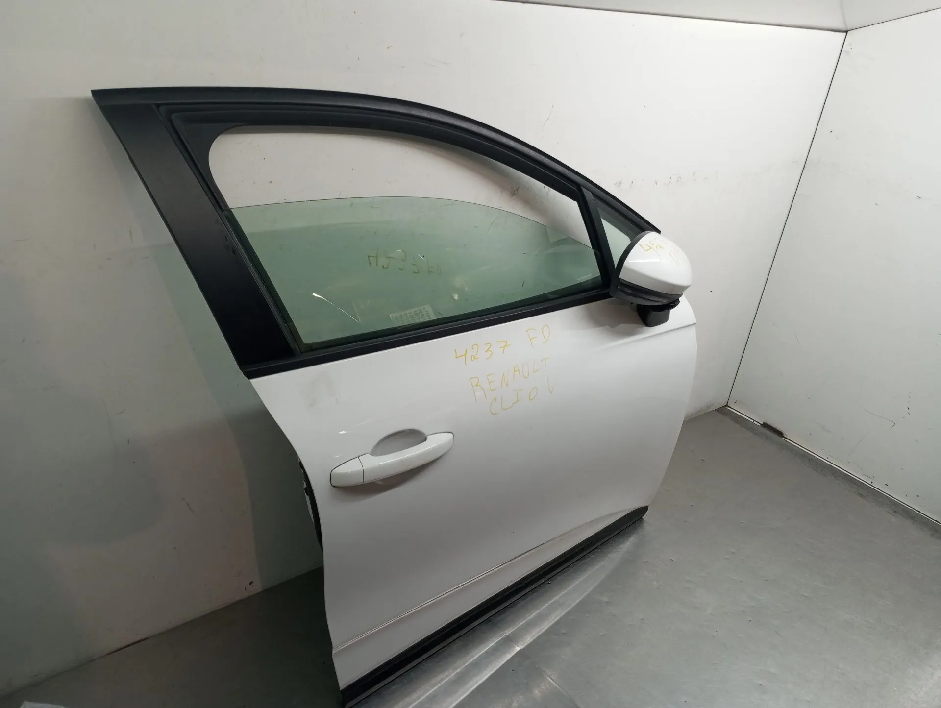 Porta frente direita RENAULT Clio V (BF_) Imagem-1