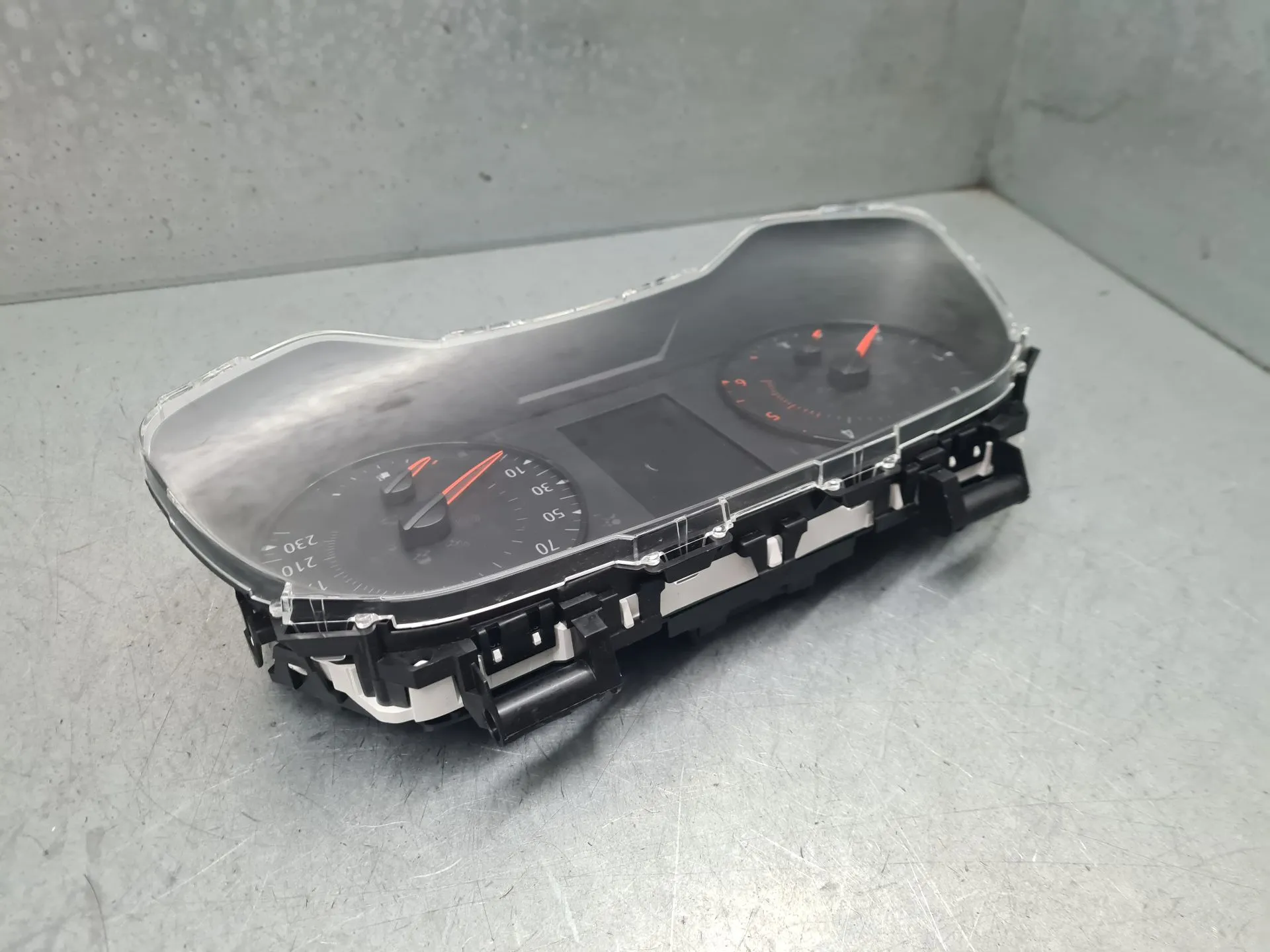 Quadro strumenti / Pannello strumenti RENAULT Clio V (BF_) Imagem-3