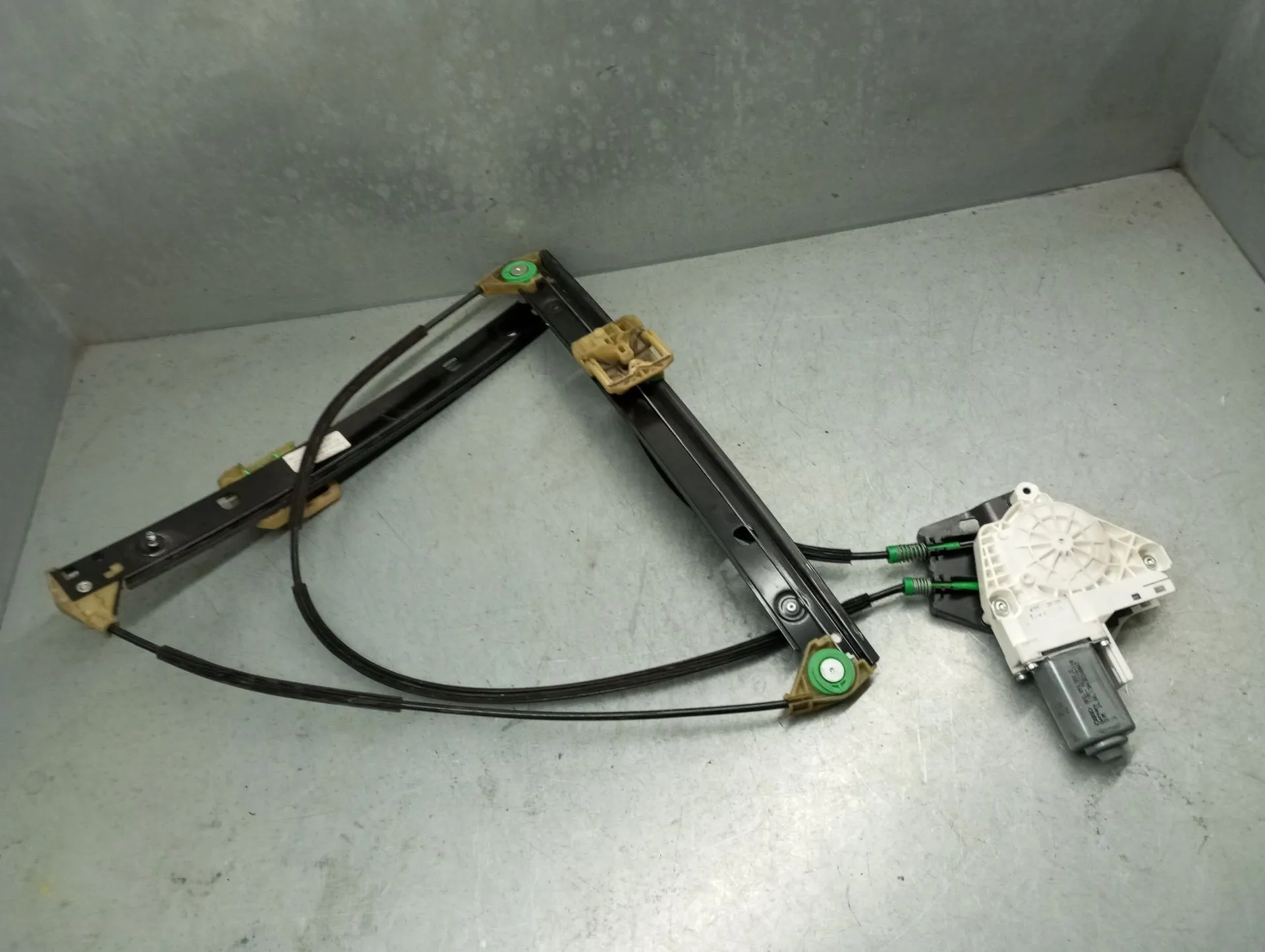 Lève-vitre avant gauche AUDI A1 (8X1, 8XK) Imagem-1