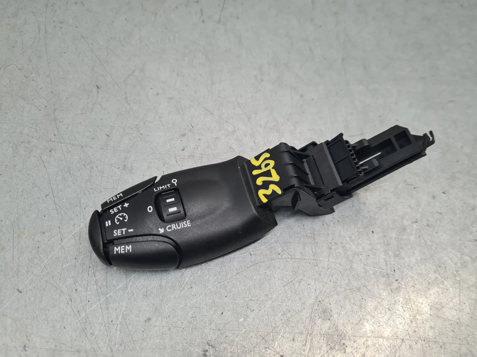 Manete / interruptor cruise control PEUGEOT 208 II