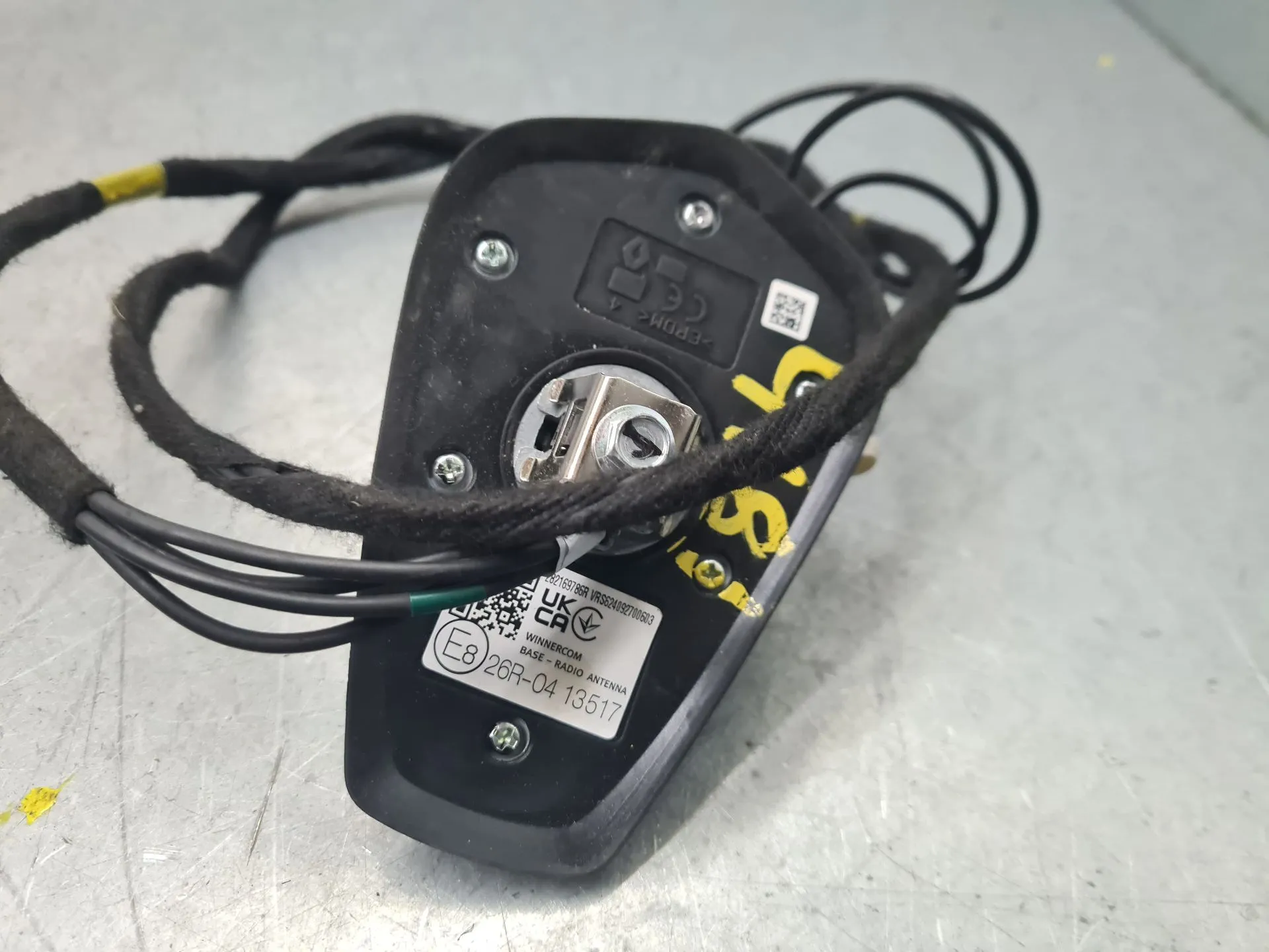 Antenna base DACIA Duster III (P1310) Imagem-3