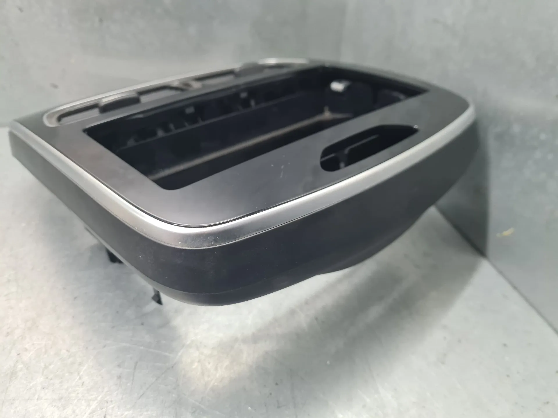 Moldura consola central / radio / aro RENAULT Clio IV (BH_) Imagem-4