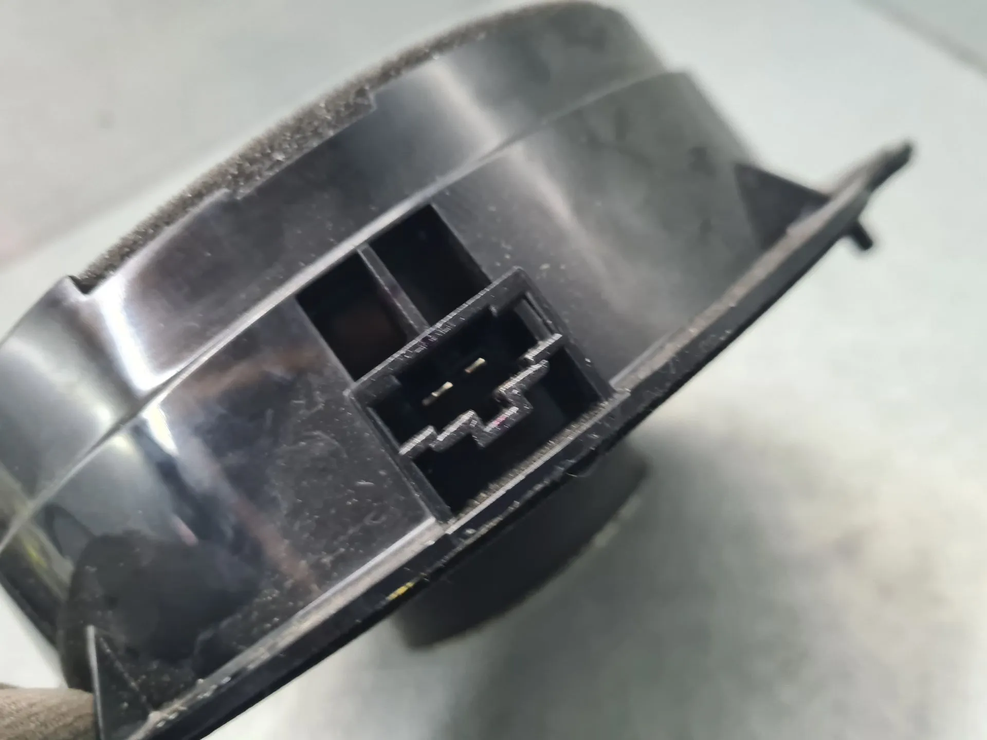 Sound system column / Speakers AUDI A3 Sportback (8VA, 8VF) Imagem-2