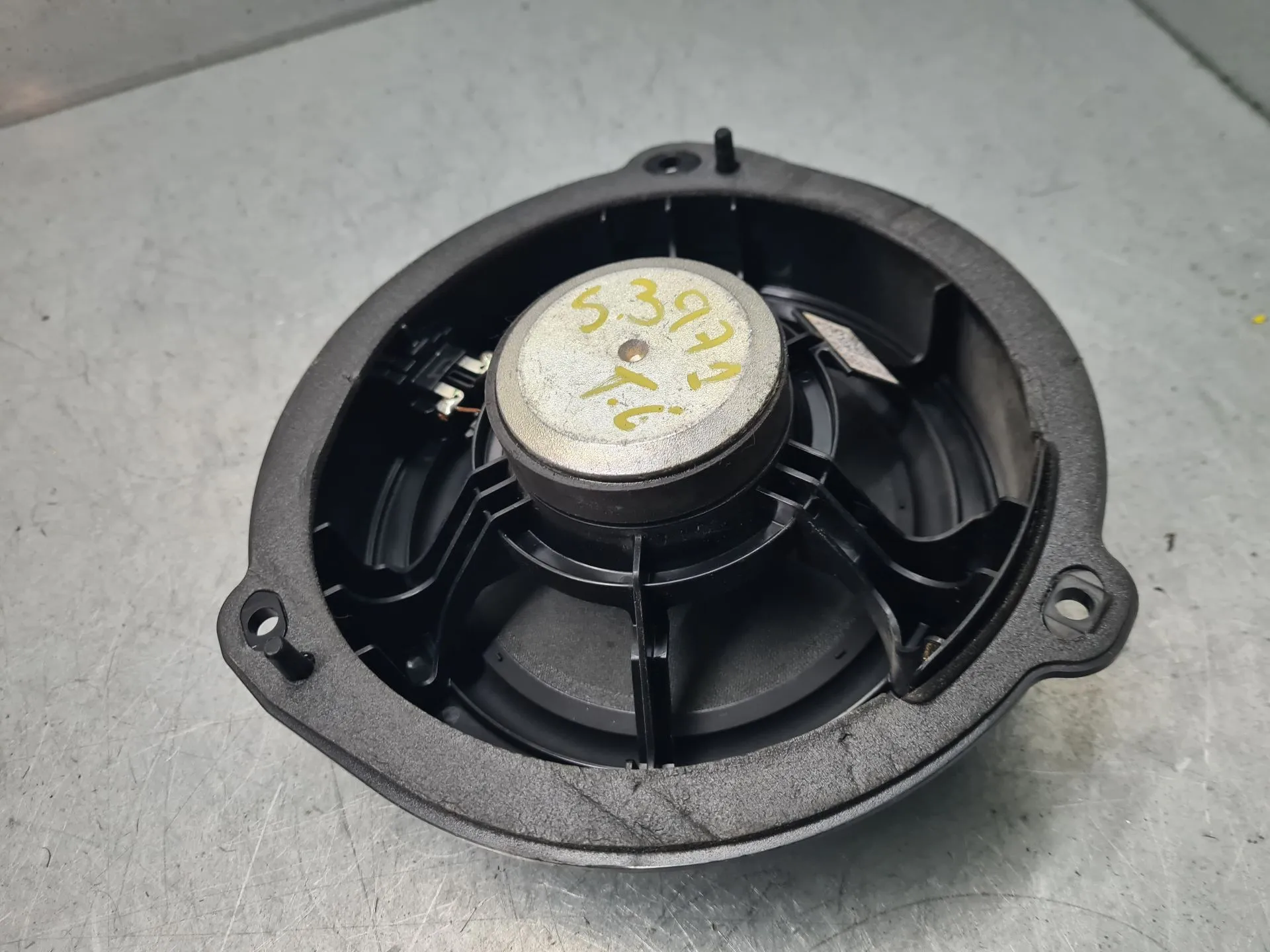 Sound system column / Speakers AUDI A3 Sportback (8VA, 8VF) Imagem-3