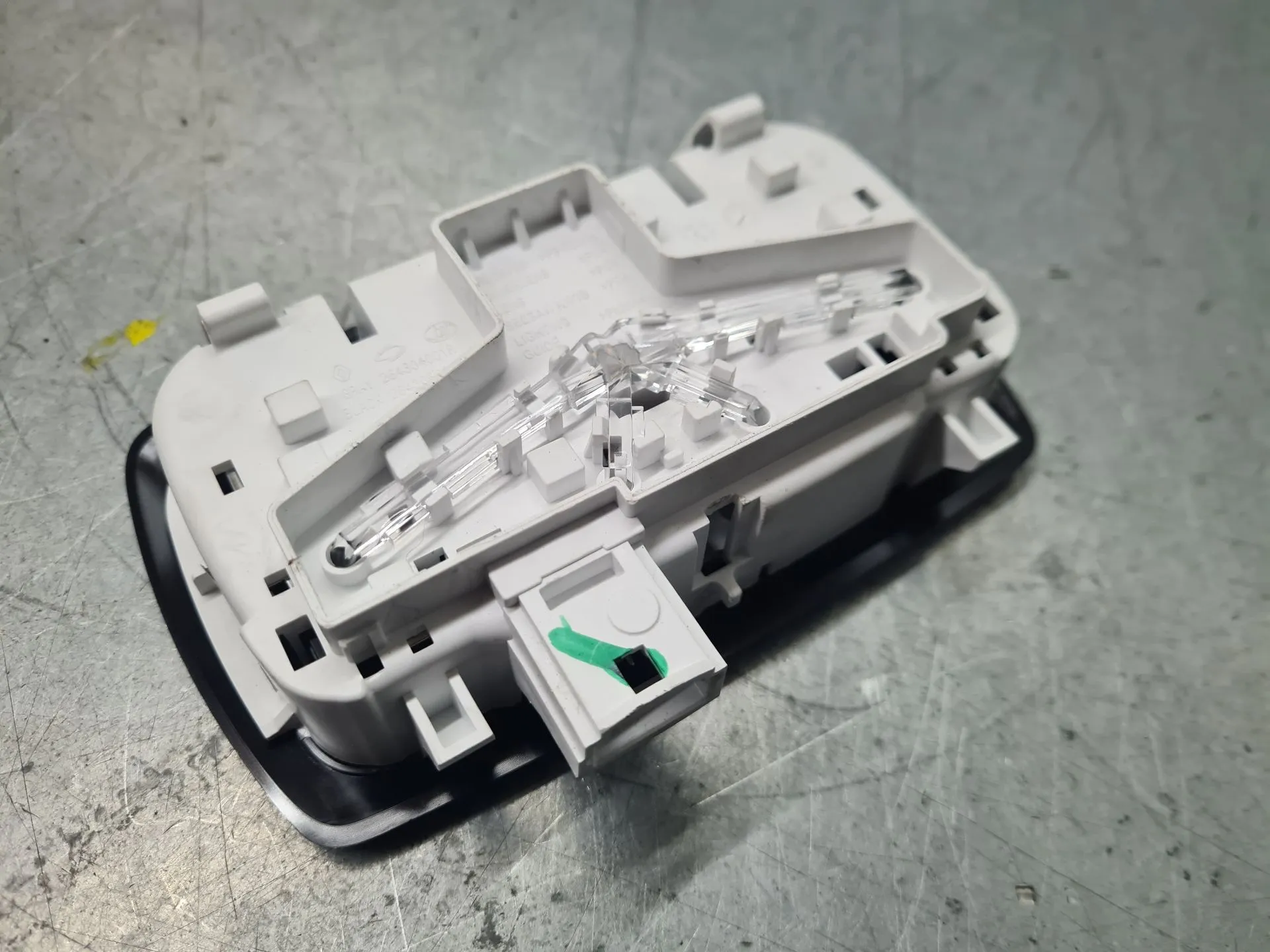 Plafonier trás RENAULT Captur II Imagem-2