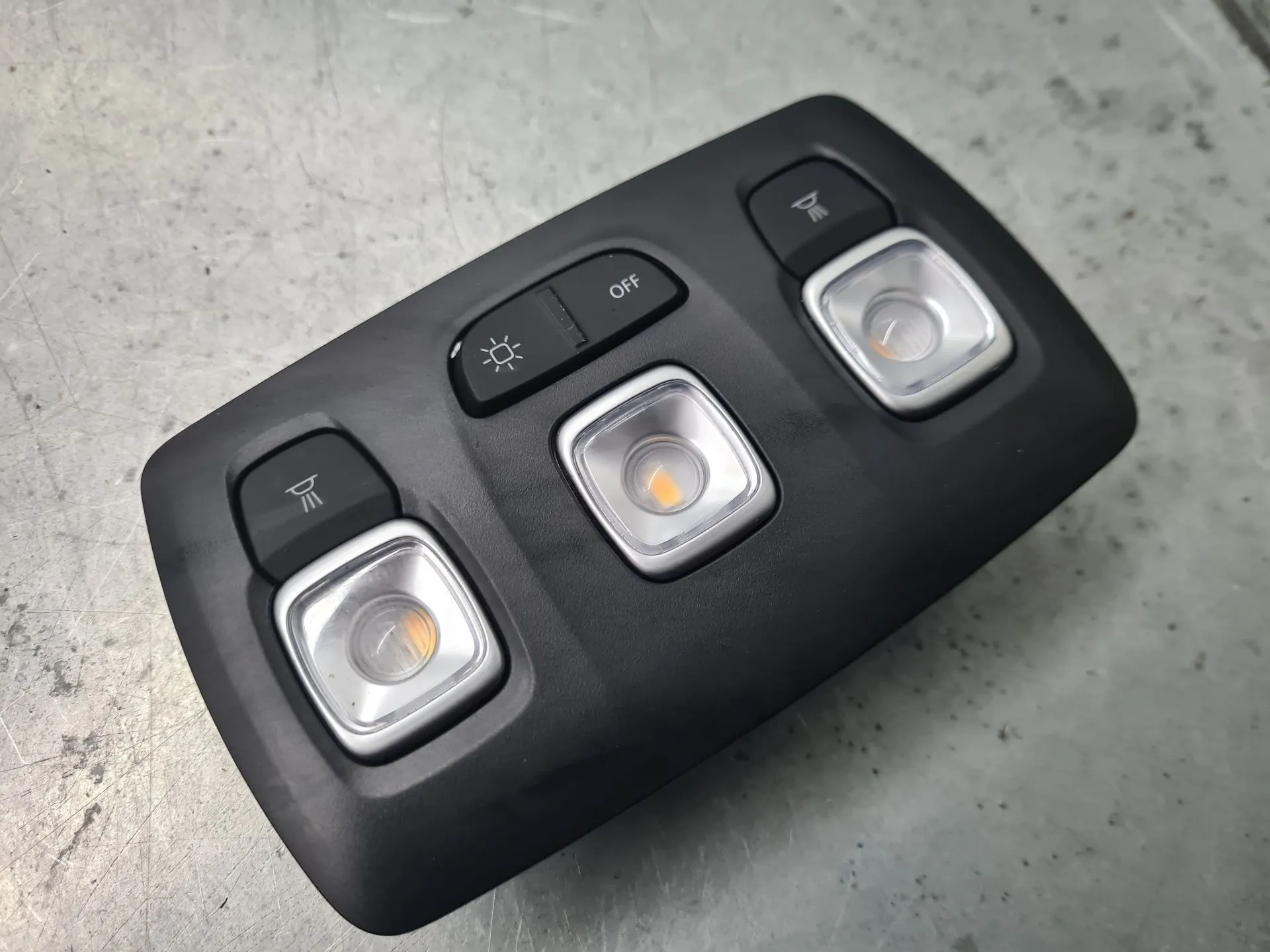 Plafonier trás RENAULT Symbioz Imagem-2