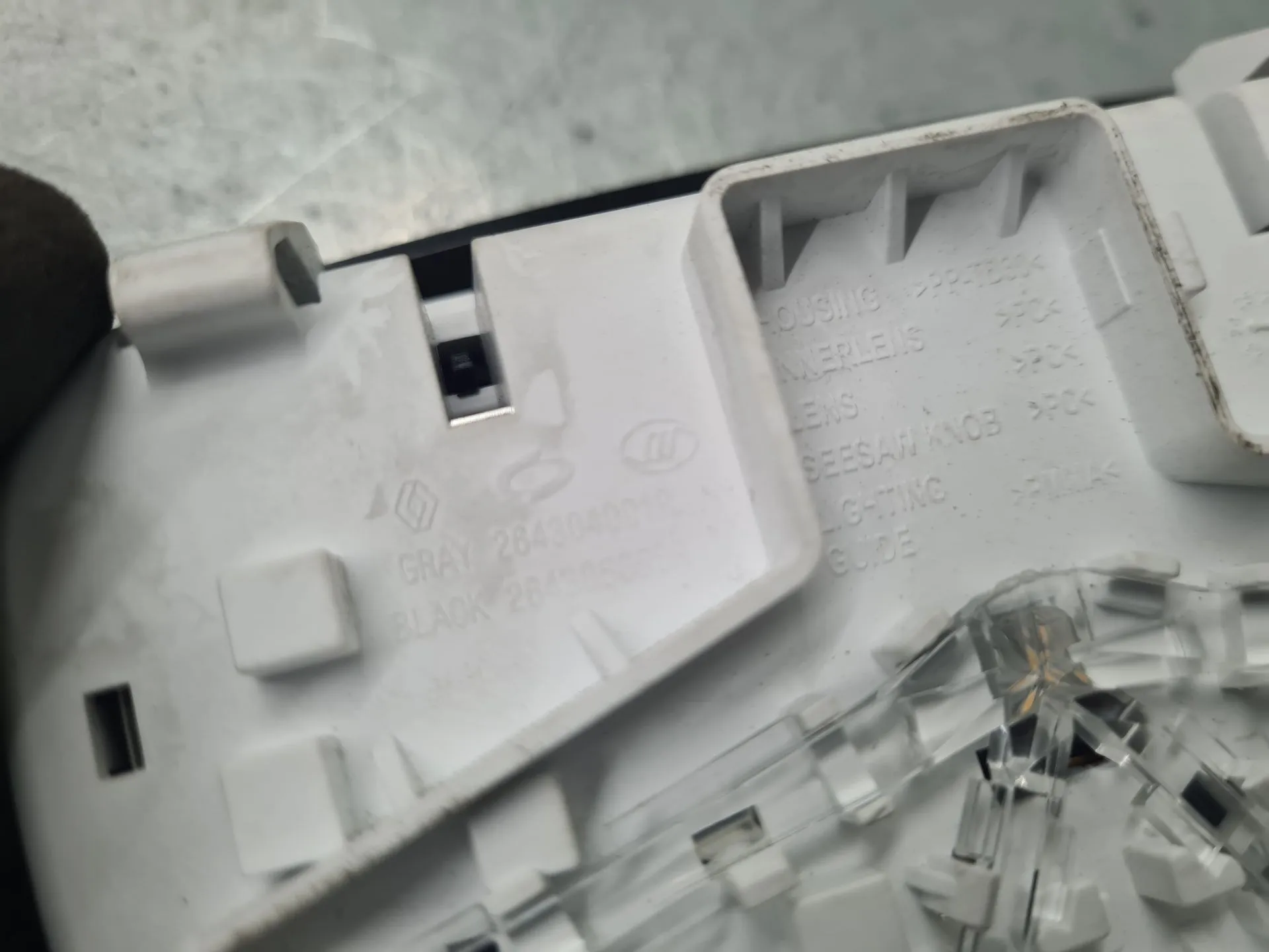 Plafonier trás RENAULT Symbioz Imagem-5