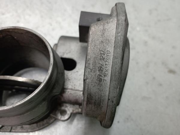 Cuerpo Mariposa/ Aceleración BMW 1 (E87) Imagem-3