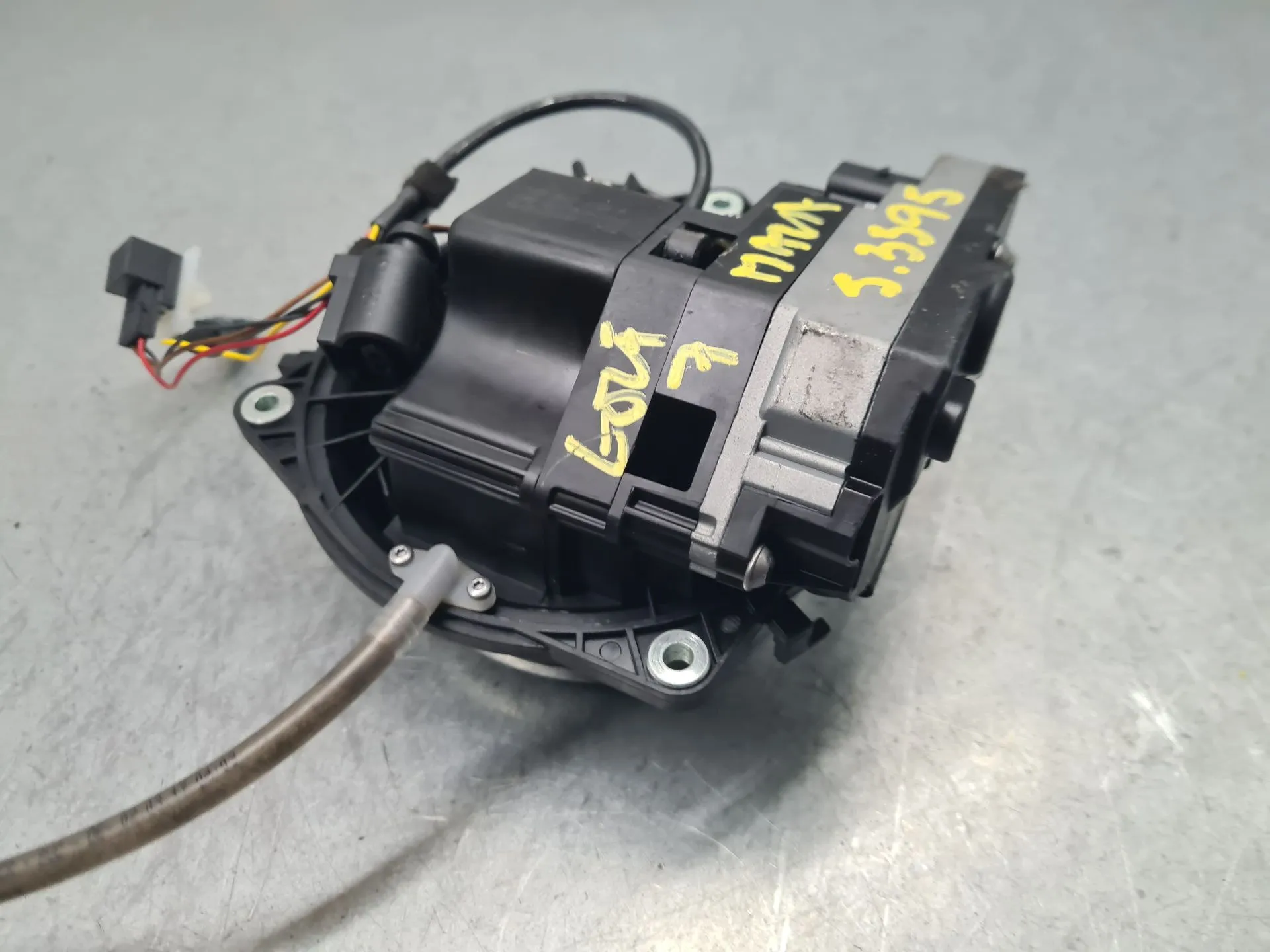 Maniglia portellone VOLKSWAGEN Golf VII (5G1, BQ1, BE1, BE2) Imagem-9