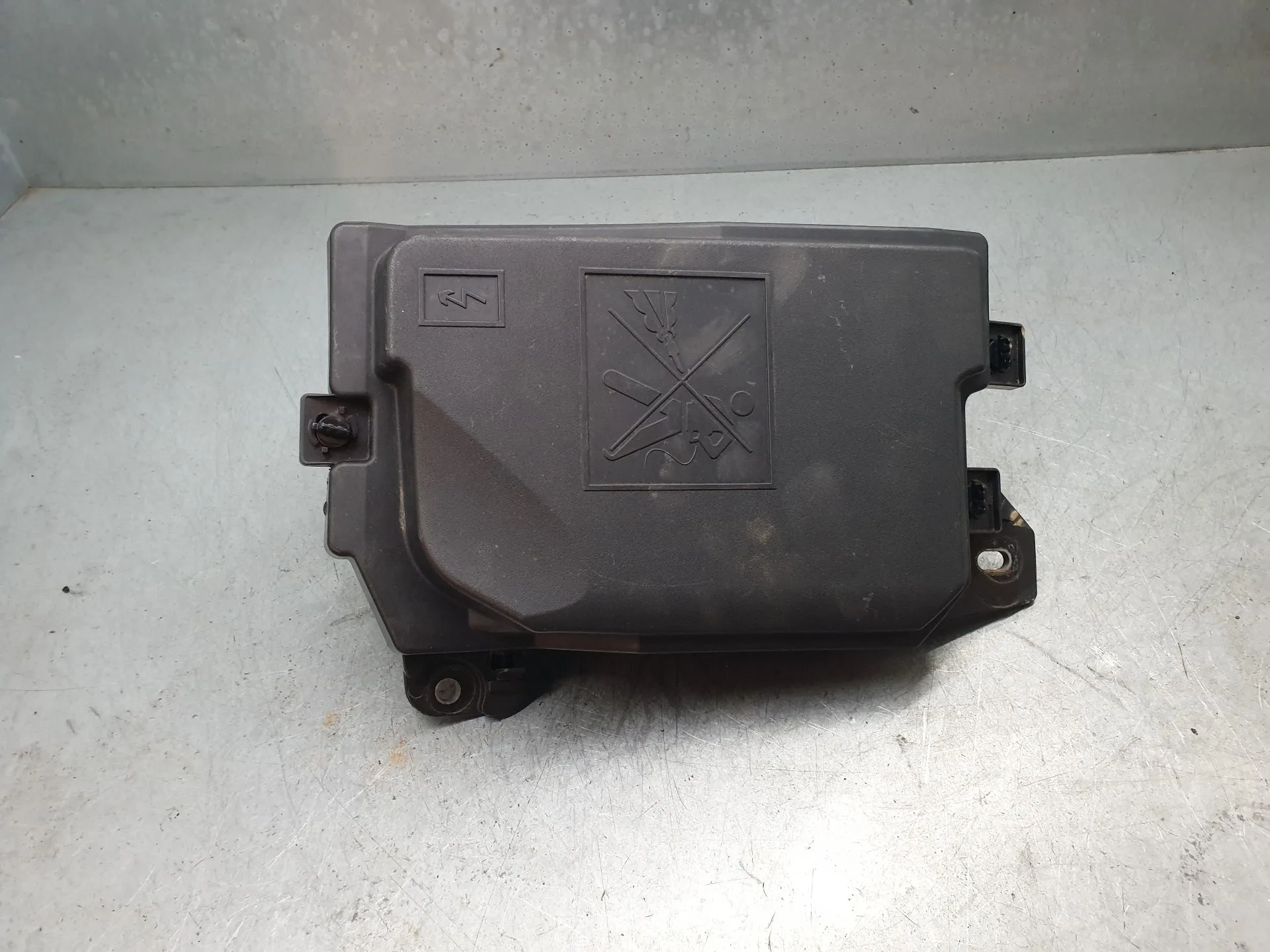 Involúcro / Carcaça dos Fusíveis RENAULT Clio V (BF_) Imagem-1