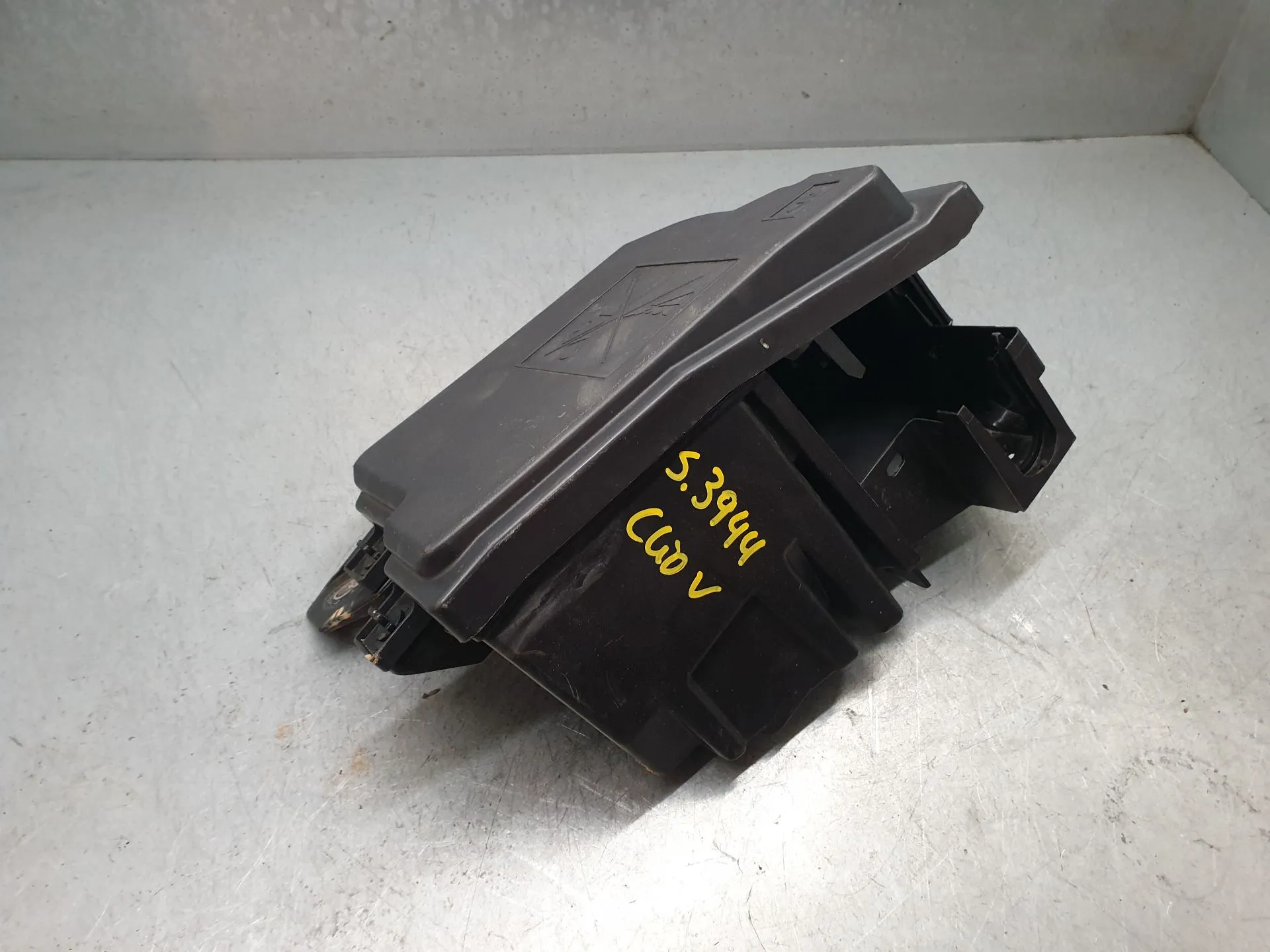 Involúcro / Carcaça dos Fusíveis RENAULT Clio V (BF_)