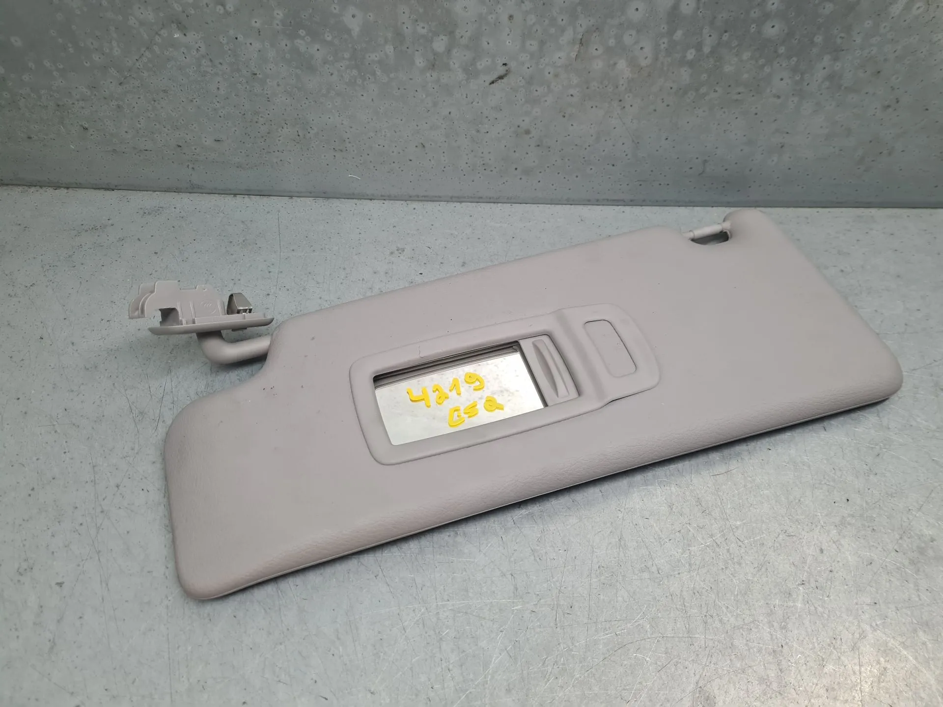 Pála de sol esquerda BMW 1 (F40)