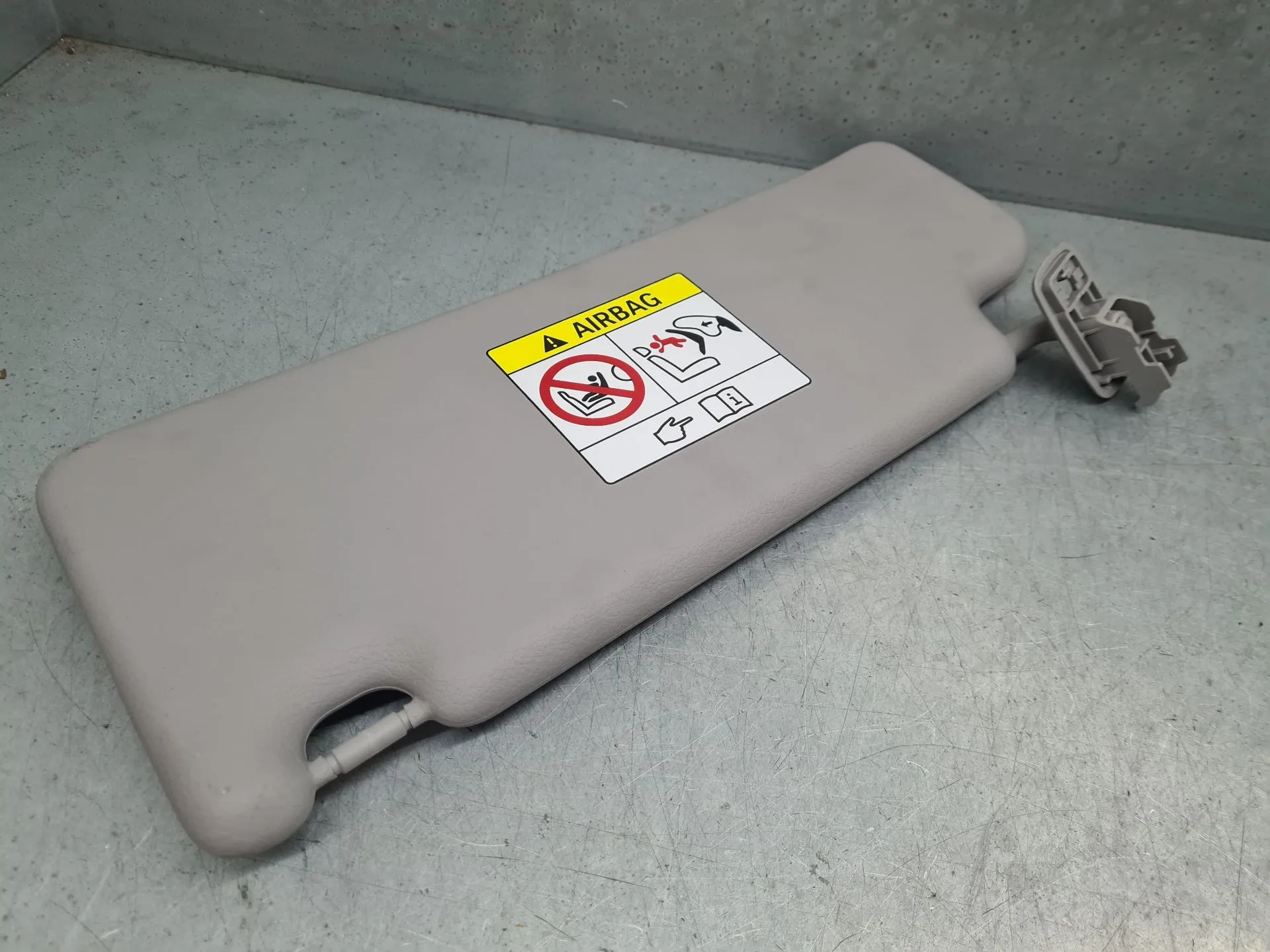 Right Sun Visor BMW 1 (F40) Imagem-1