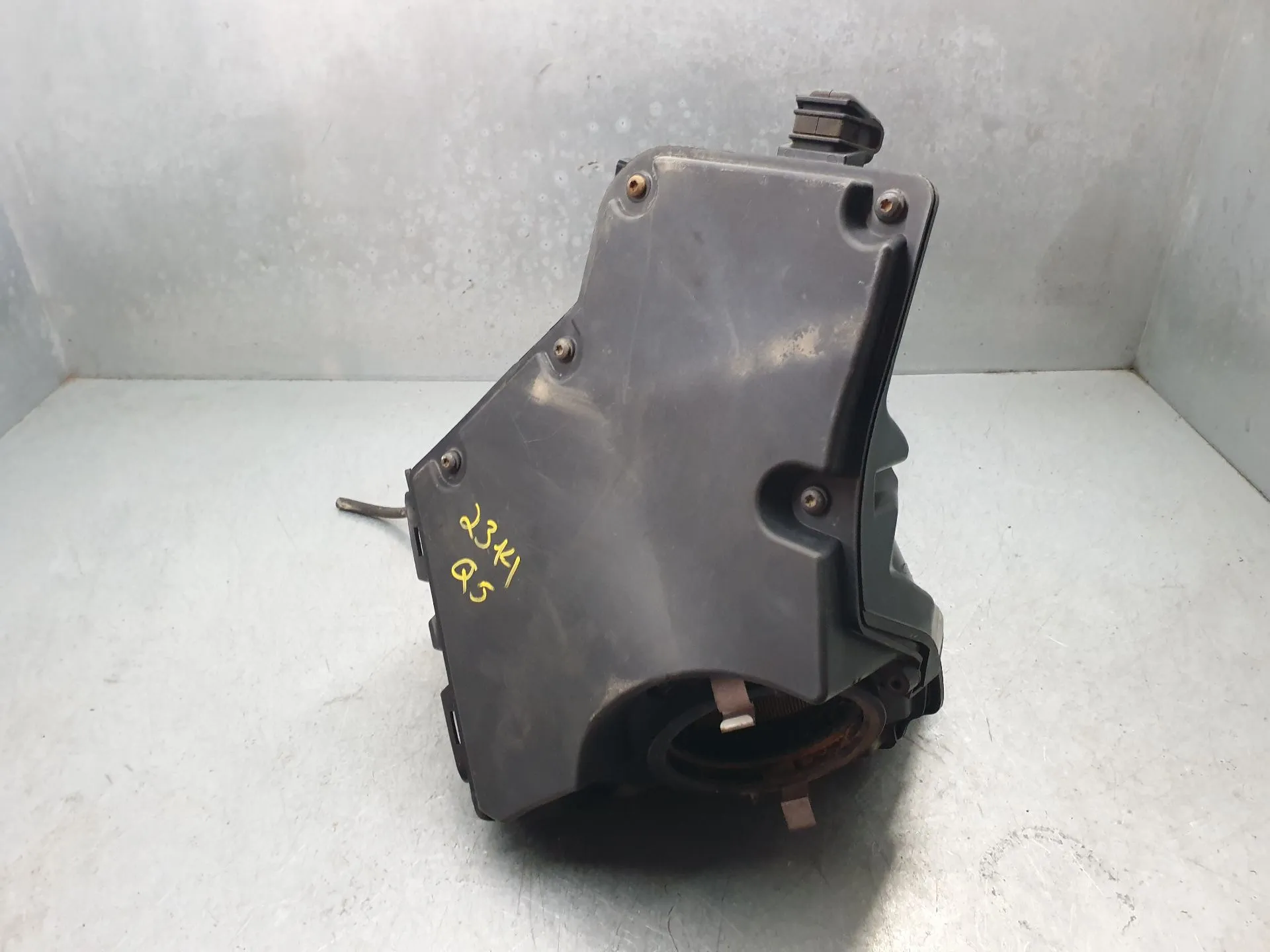 Air filter box AUDI Q5 (8R) Imagem-1