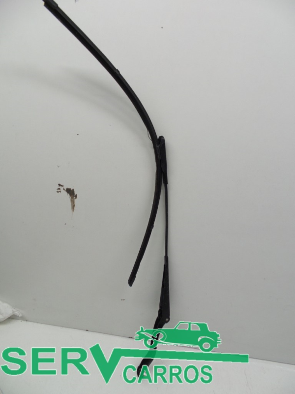 Bras de balai avant gauche OPEL Corsa D