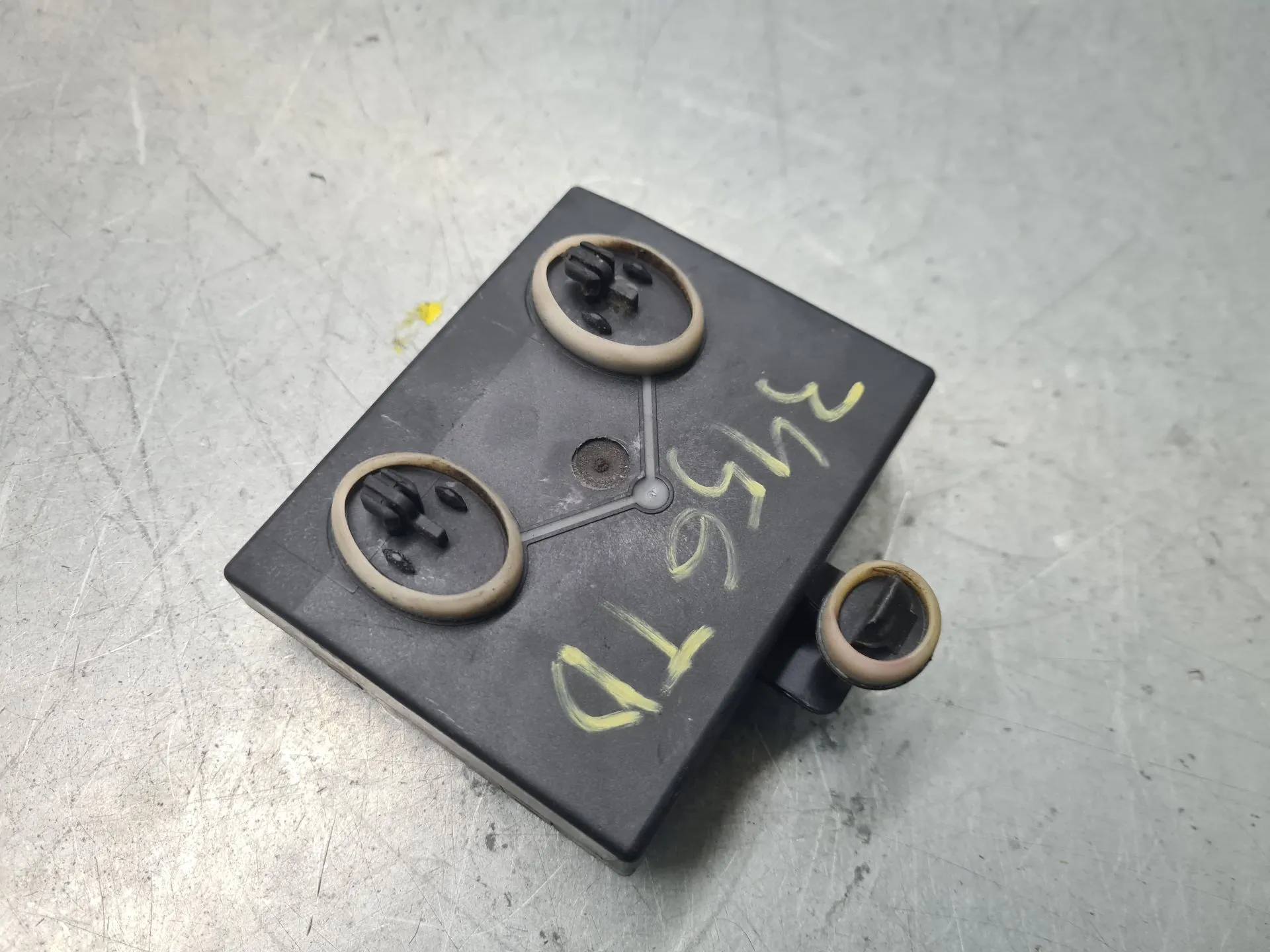 Modulo / Centralina porta posteriore destra VOLKSWAGEN Tiguan (5N) Imagem-1