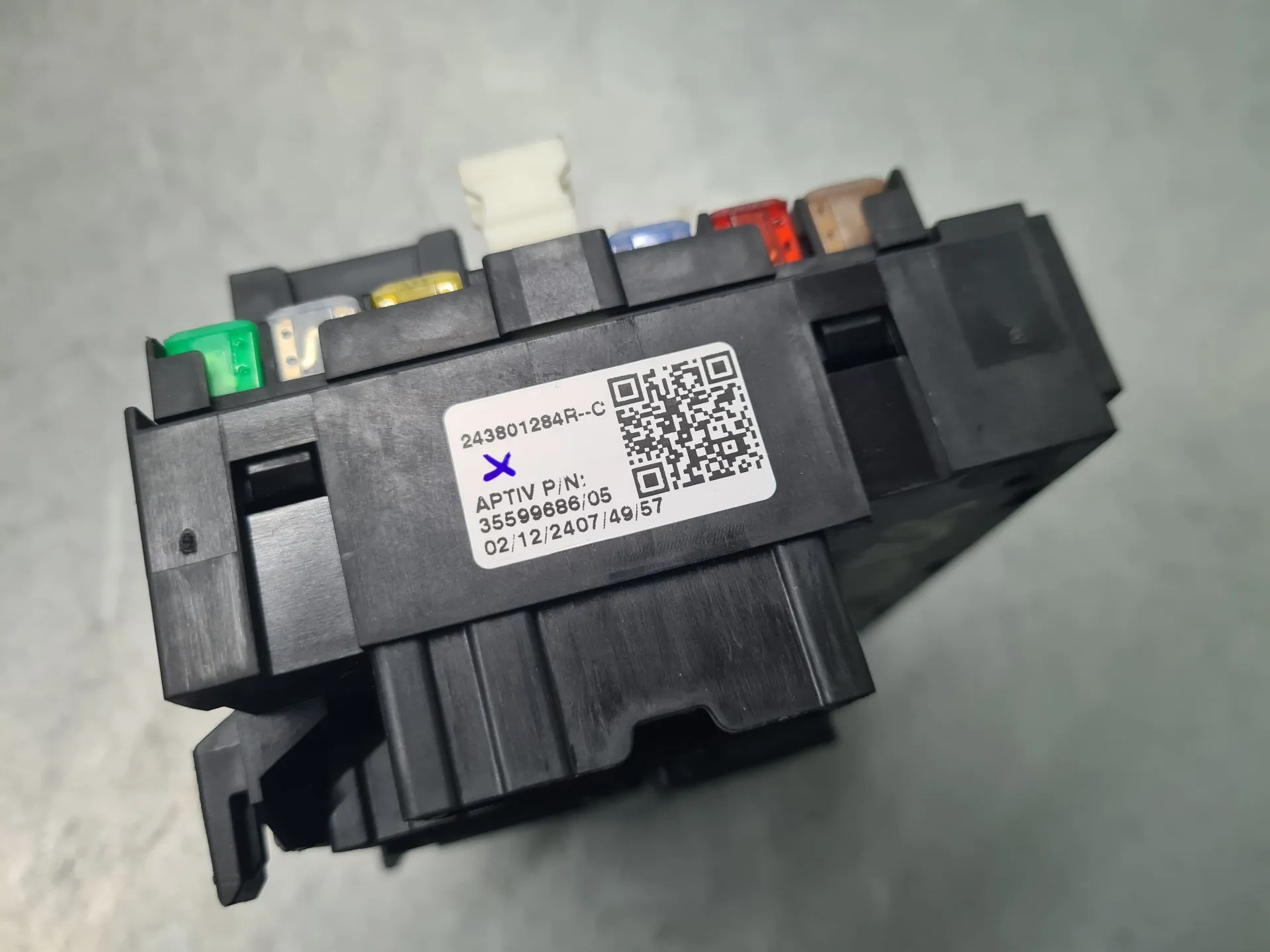 Caixa fusíveis / SAM / BSI DACIA Duster III (P1310) Imagem-2