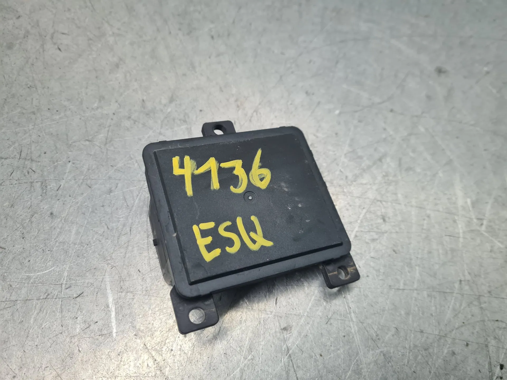 Sensore radar PEUGEOT 308 III Imagem-1