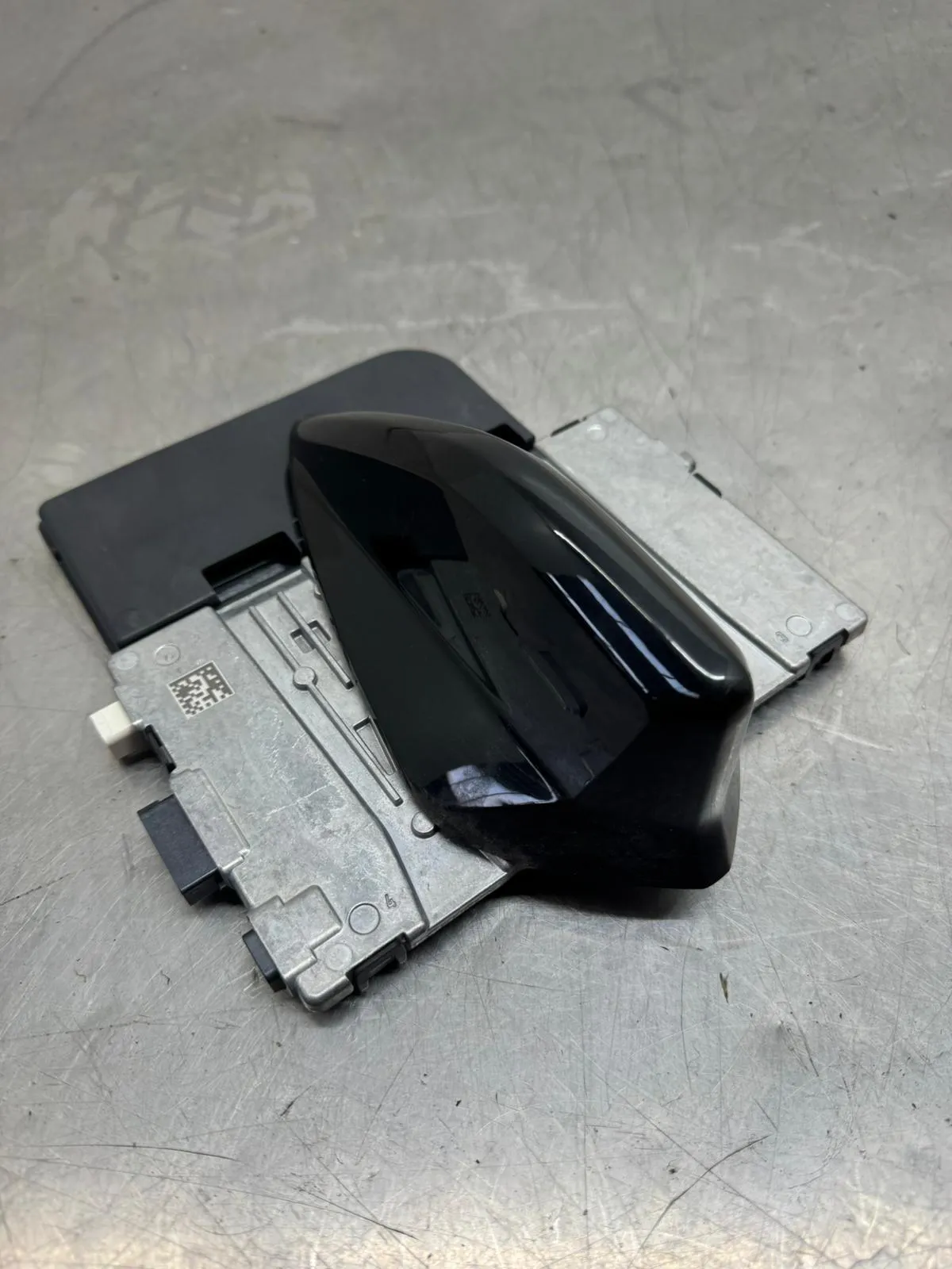 Amplificateur Antenne PEUGEOT 208 II