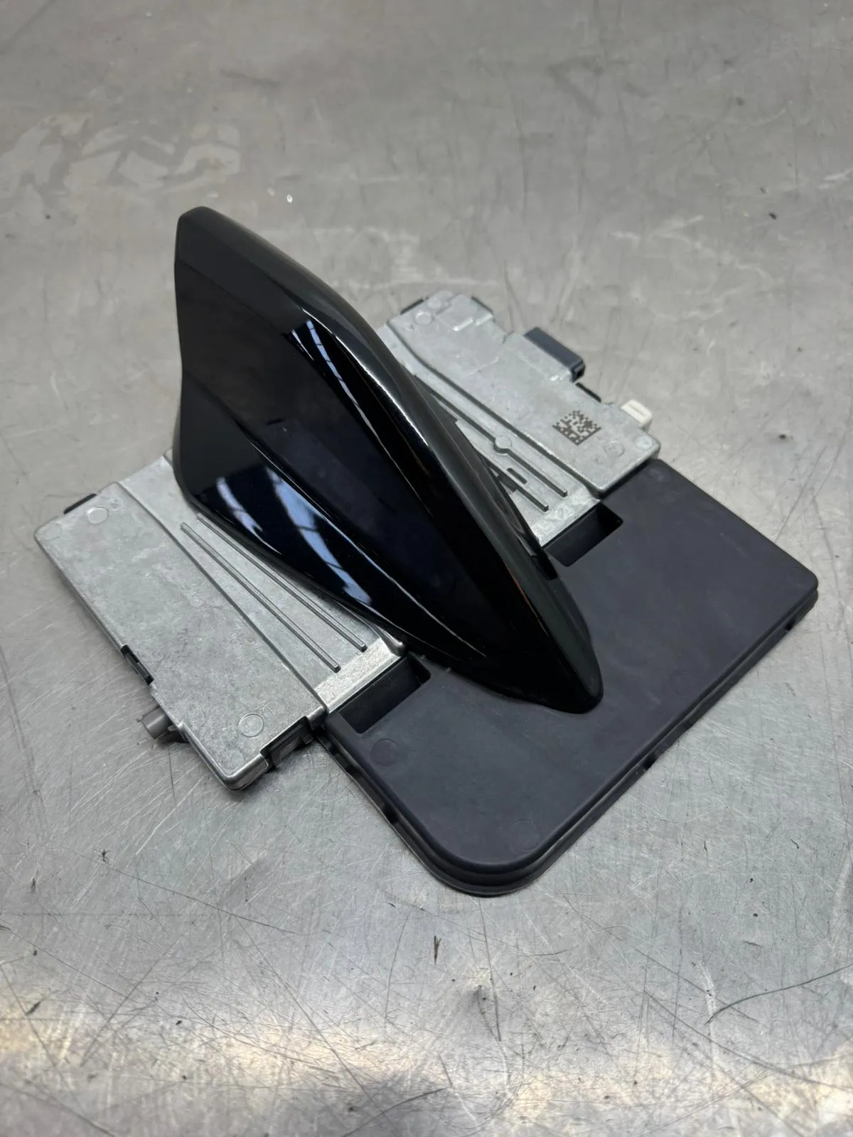 Amplificateur Antenne PEUGEOT 208 II Imagem-1