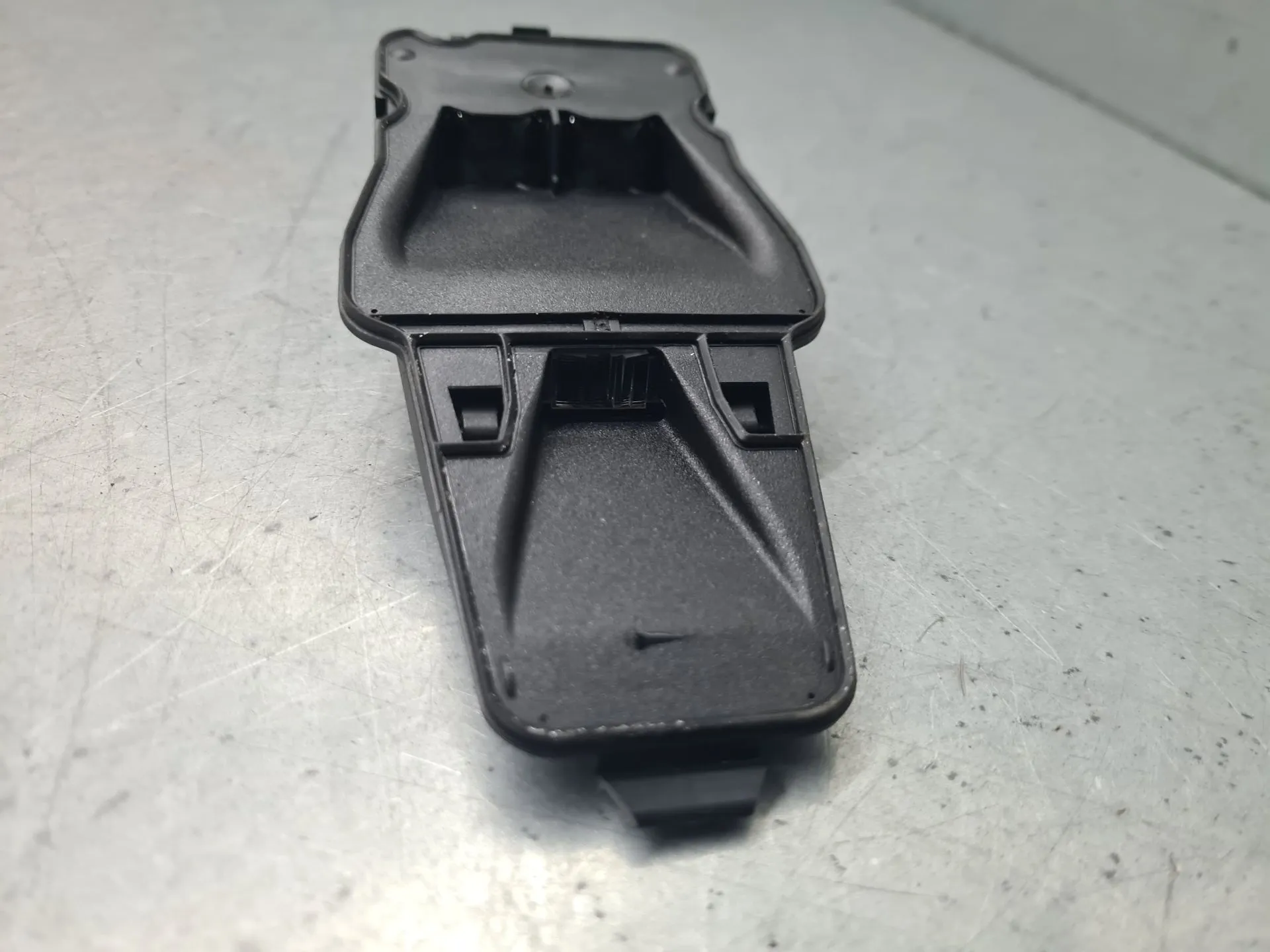 Câmera frontal VOLVO XC60 I (156) Imagem-1