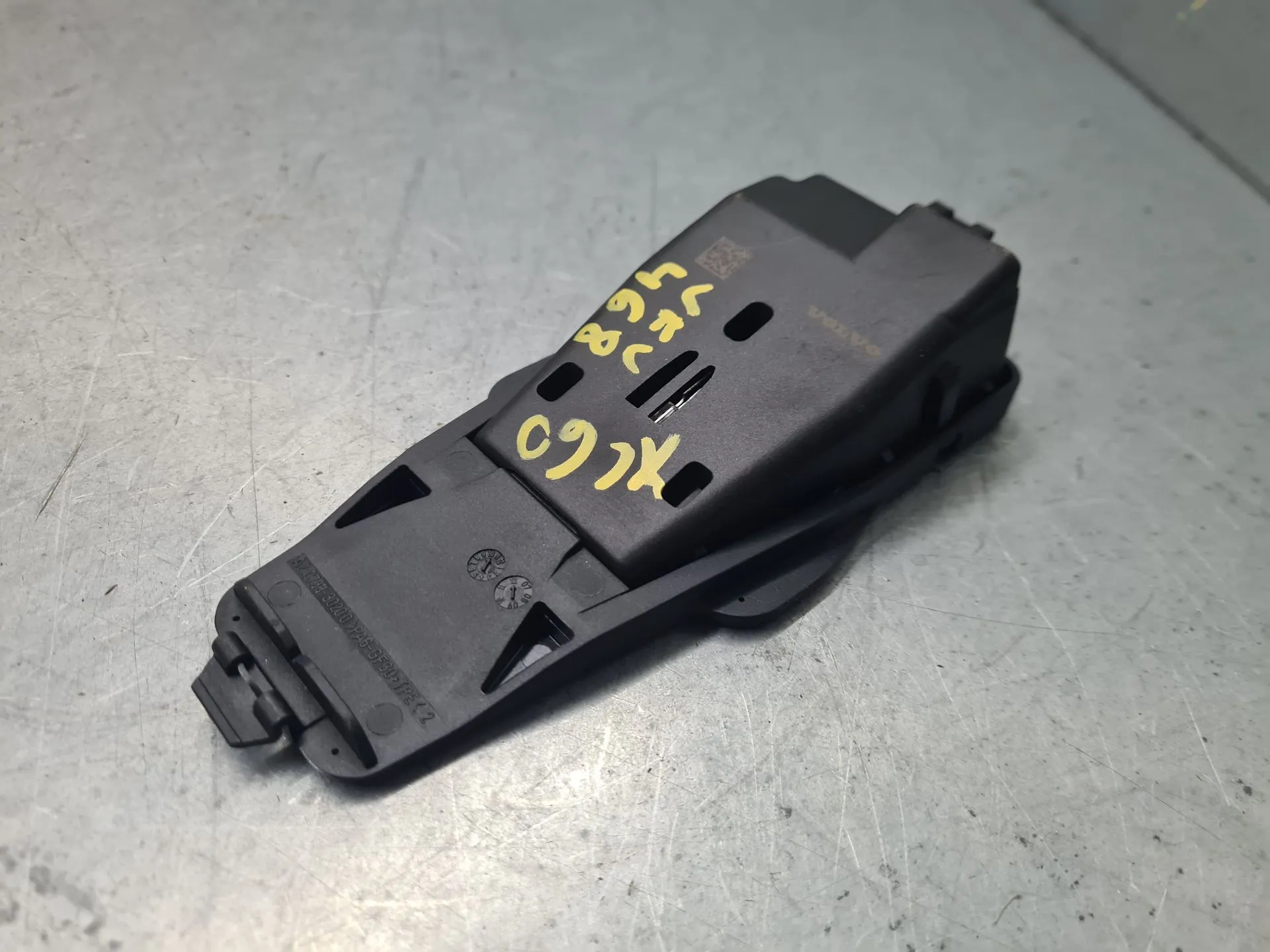 Câmera frontal VOLVO XC60 I (156) Imagem-3