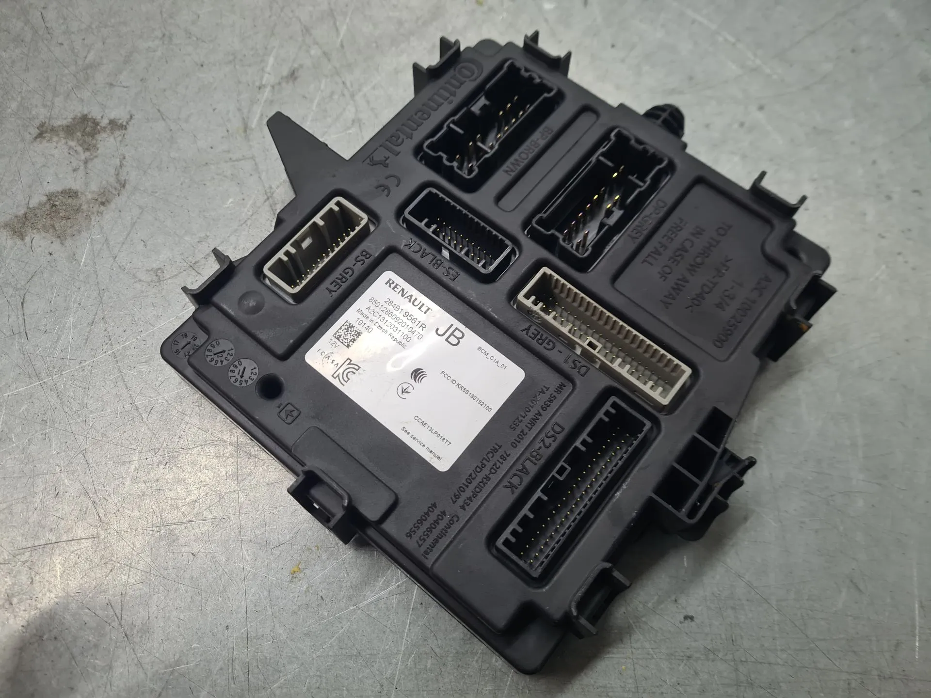 Modulo / Centralina comfort RENAULT Clio V (BF_) Imagem-1
