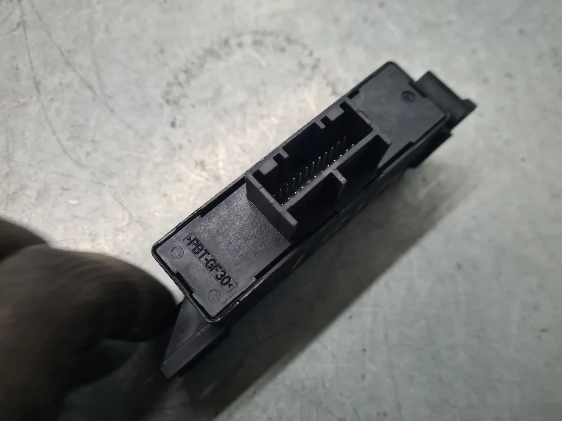 Module PDC aide au stationnement  DACIA Duster III (P1310) Imagem-1