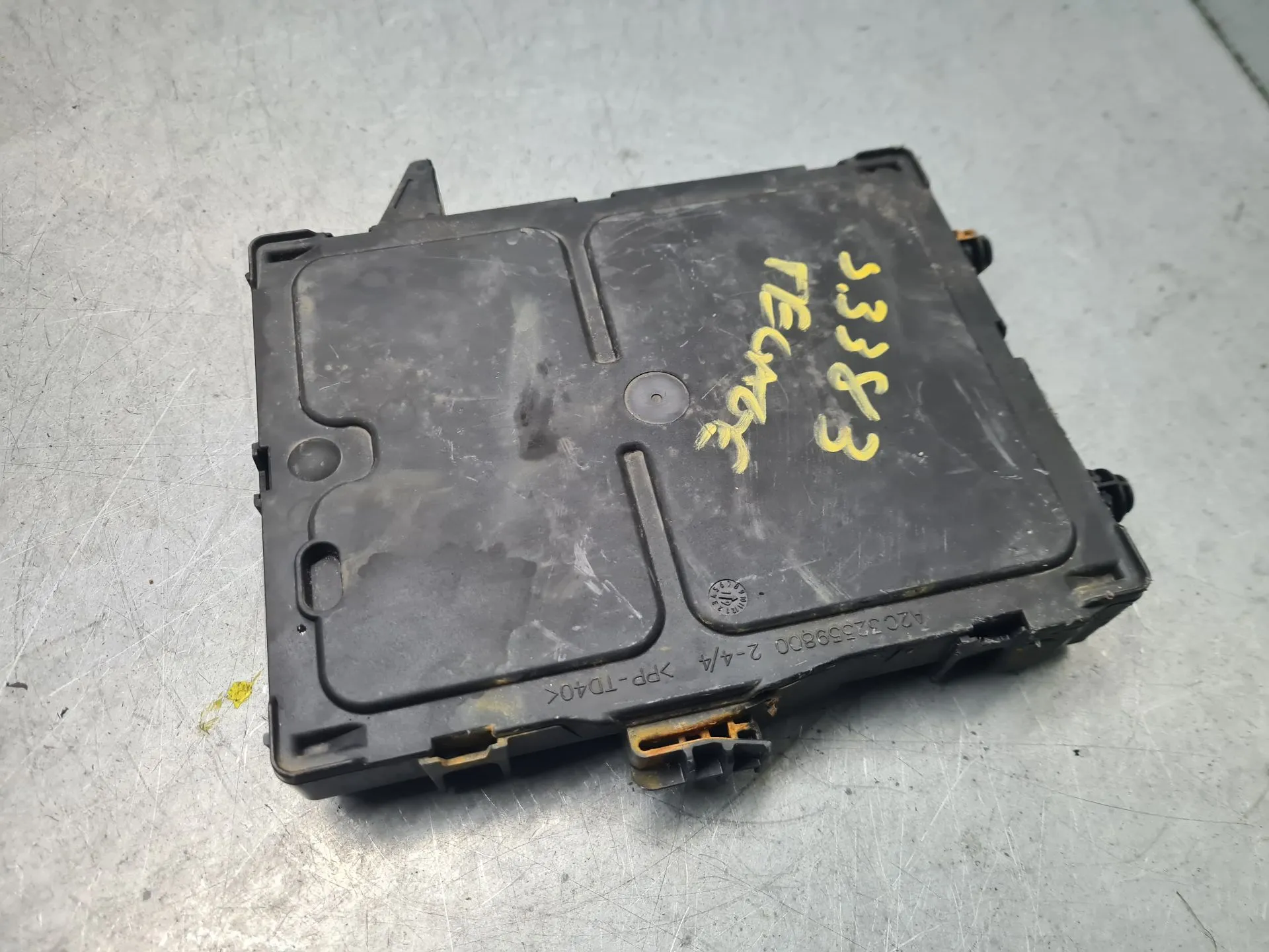 Modulo / Centralina comfort RENAULT Megane IV (B9A/M_) Imagem-2