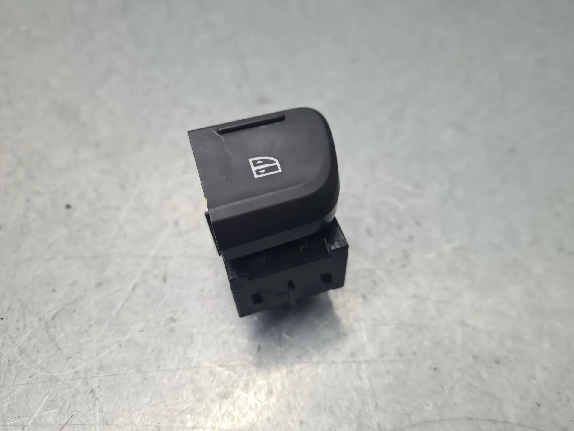 Mando / interruptor elevalunas delantero derecho DACIA Spring