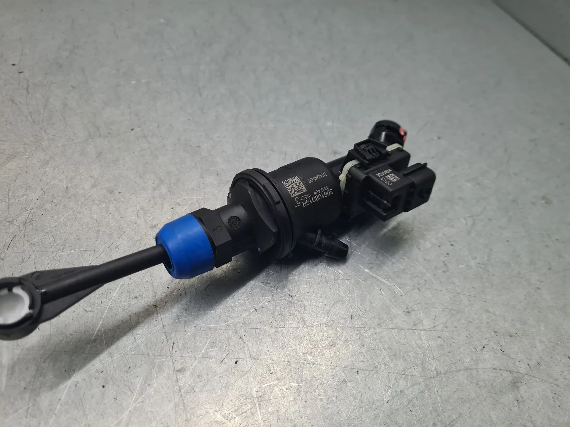 Clutch pump DACIA Duster III (P1310) Imagem-1