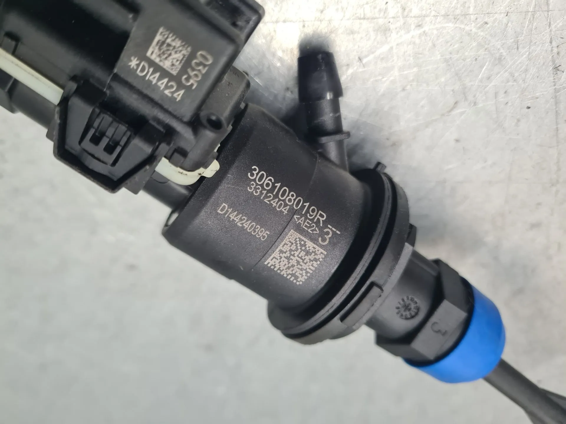 Clutch pump DACIA Duster III (P1310) Imagem-2