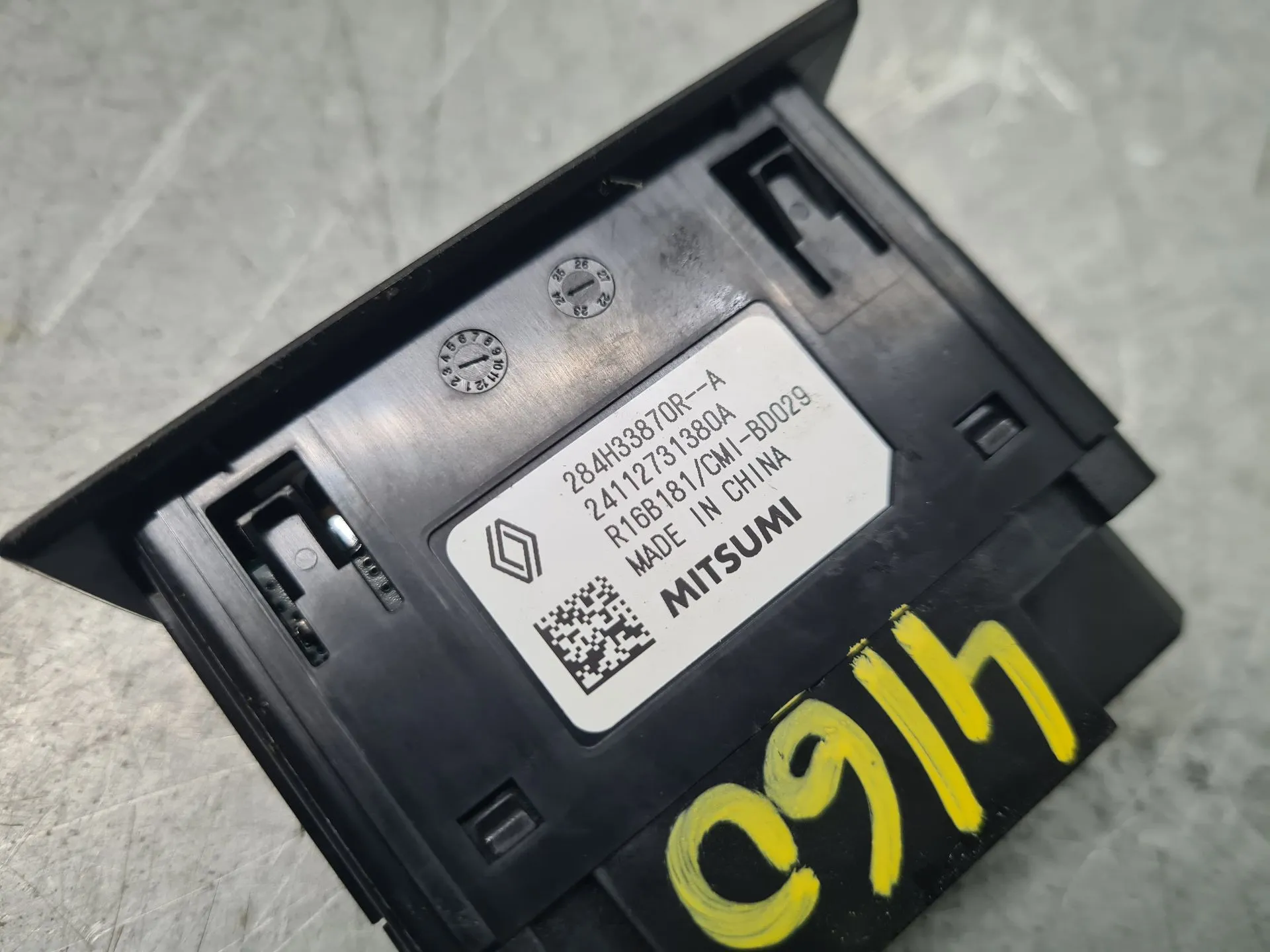 Módulo USB / AUX / IPOD RENAULT Captur II Imagem-4