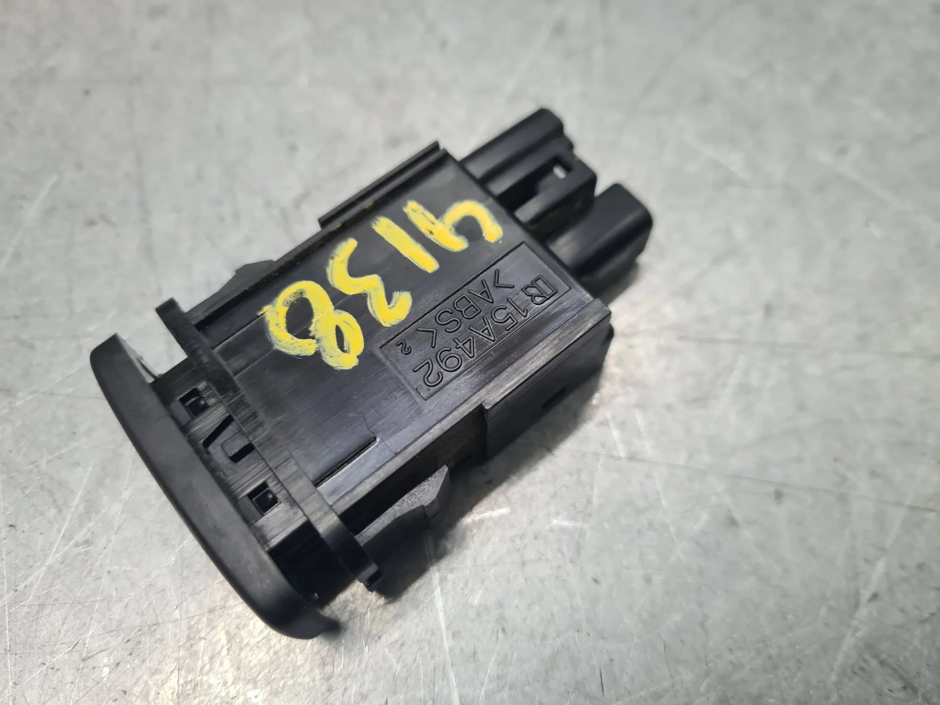 Comando / botão / interruptor multifunções TOYOTA Hilux VII Pick Up (_N1_, _N2_, _N3_) Imagem-3